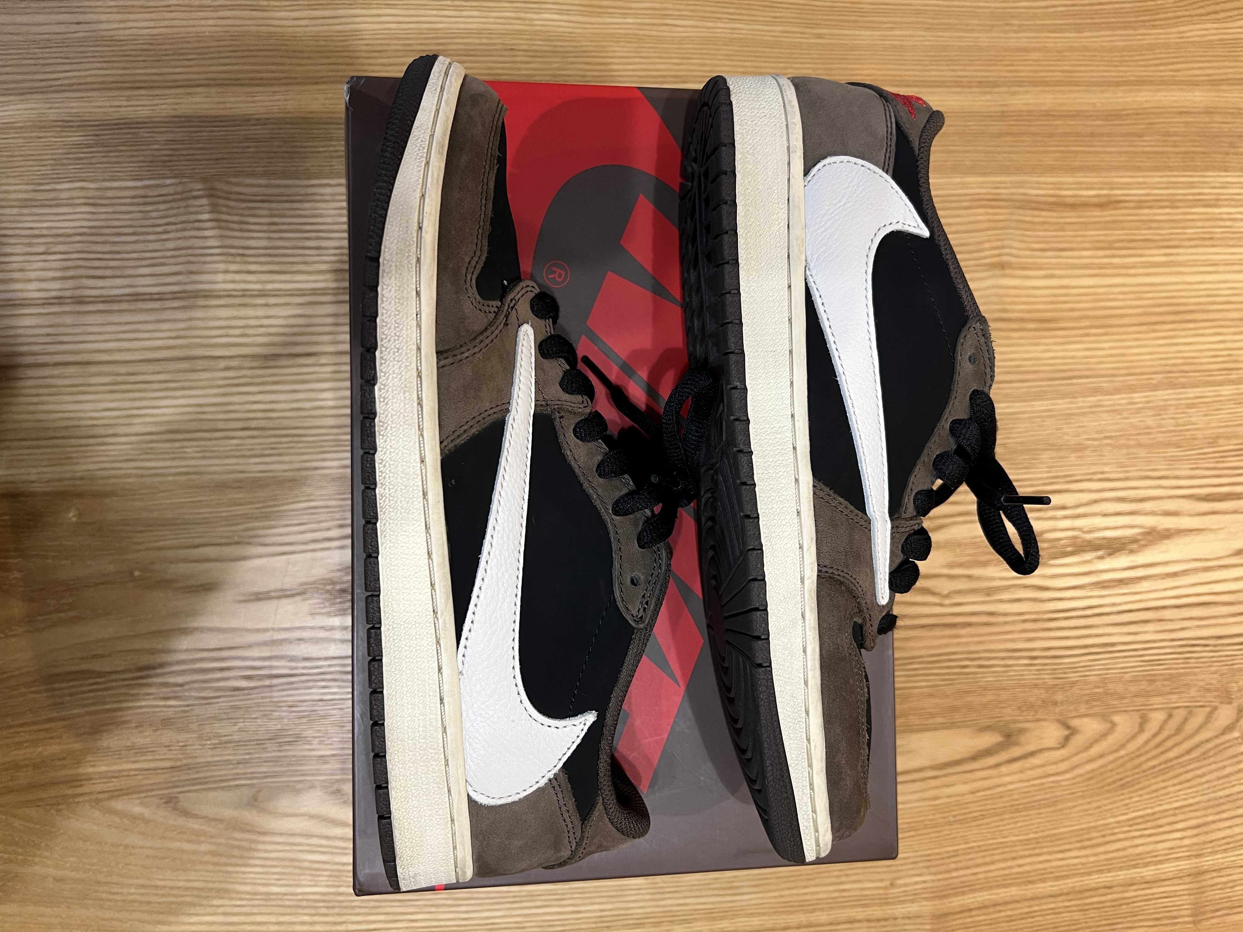 Travis Scott × Nike Air Jordan 1 Low OG SP-T "Black/Dark Mocha"