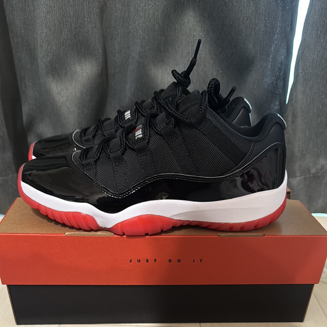 Nike Air Jordan 11 Retro Low "Bred" (2025)