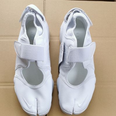 Nike Women's Air Rift Breathe "White/Pure Platinum"