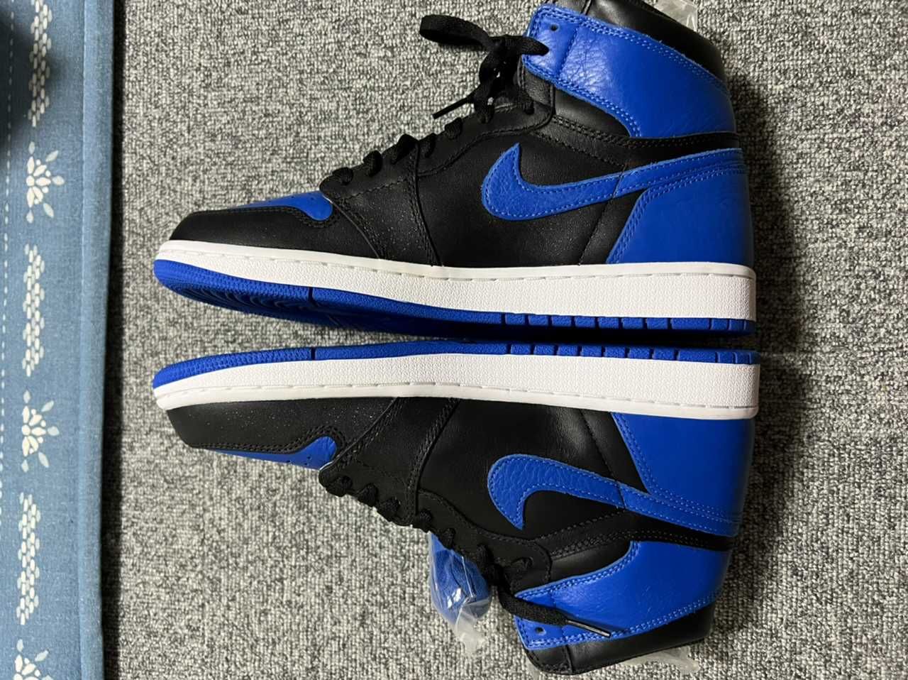 Nike Air Jordan 1 Retro High OG "Royal" (2017)