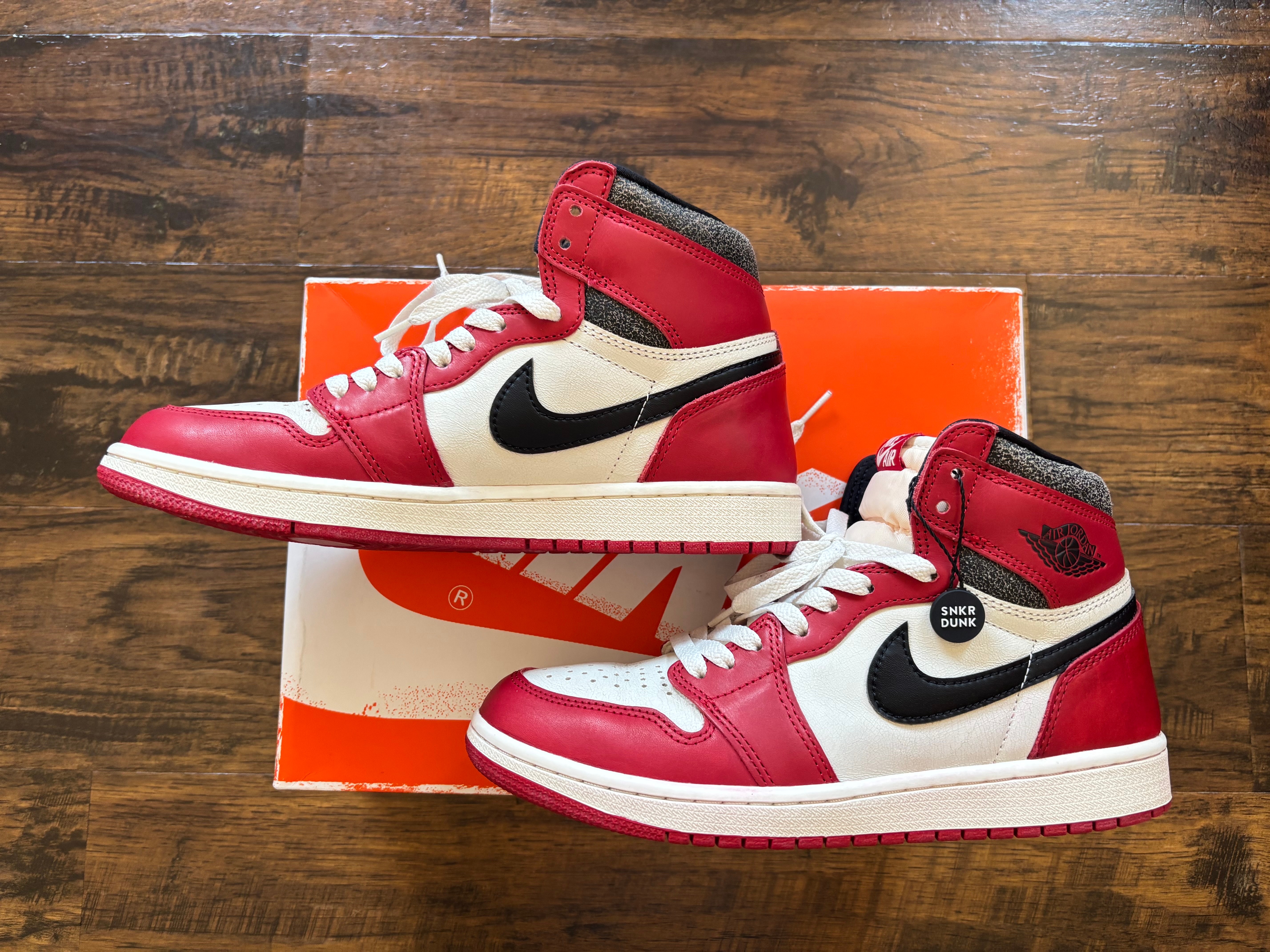 Nike Air Jordan 1 High OG "Lost & Found/Chicago"