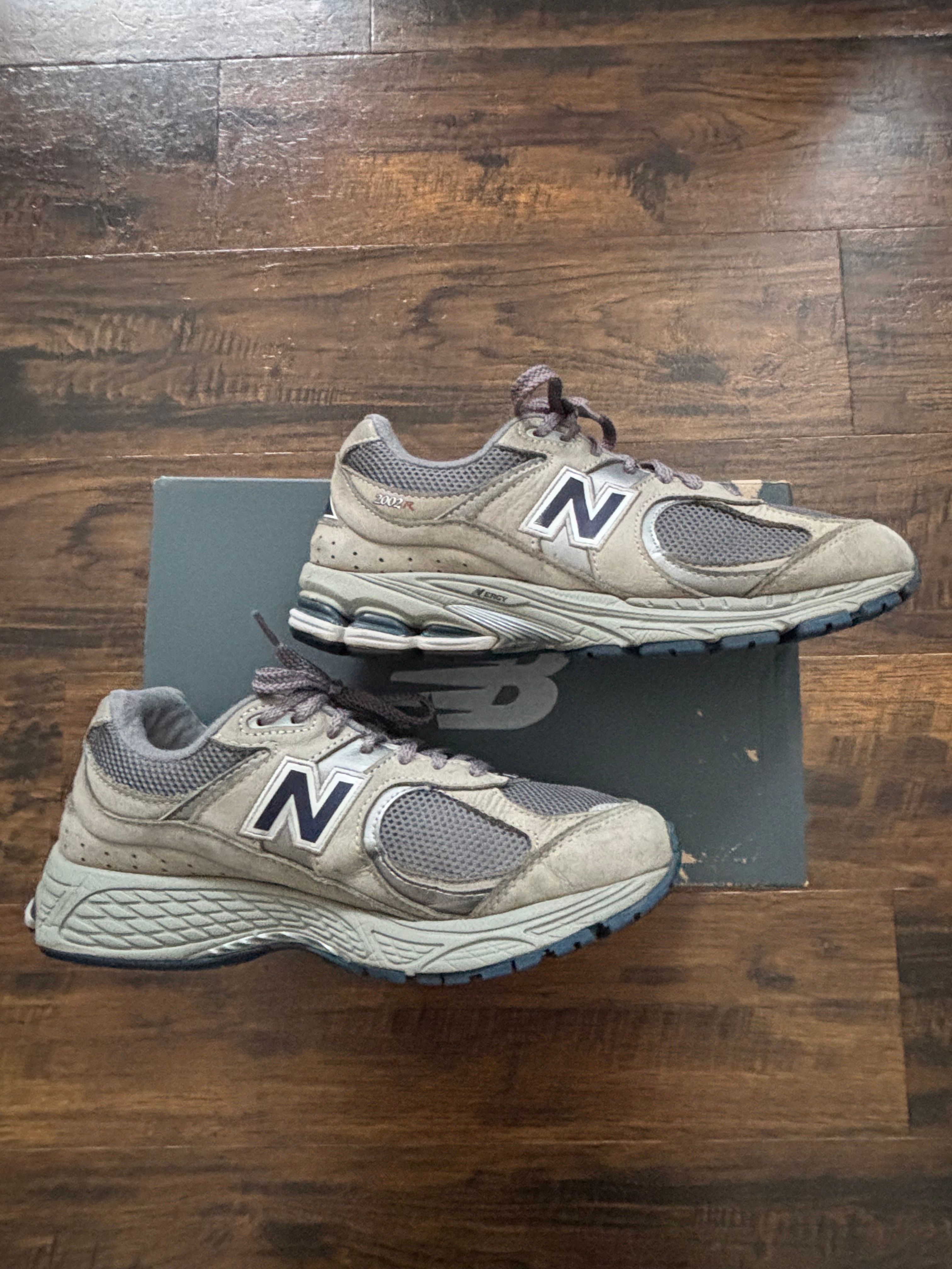 New Balance 2002R "Gray"