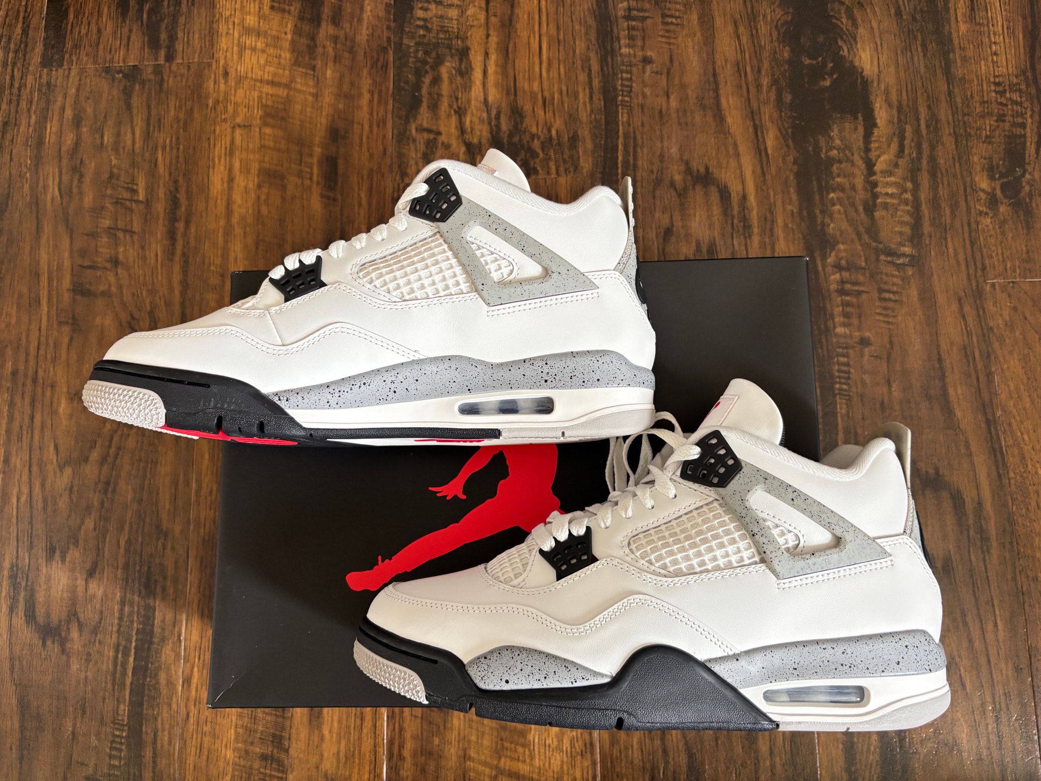 Nike Air Jordan 4 Retro "White/Cement" (2025)