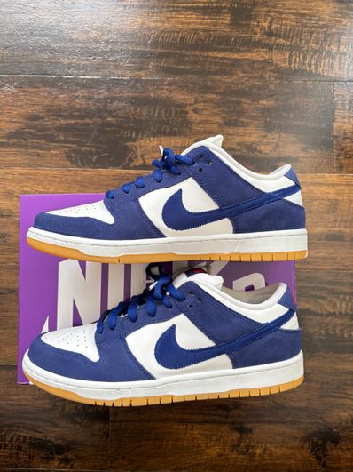Nike SB Dunk Low "Los Angeles Dodgers/Deep Royal Blue"