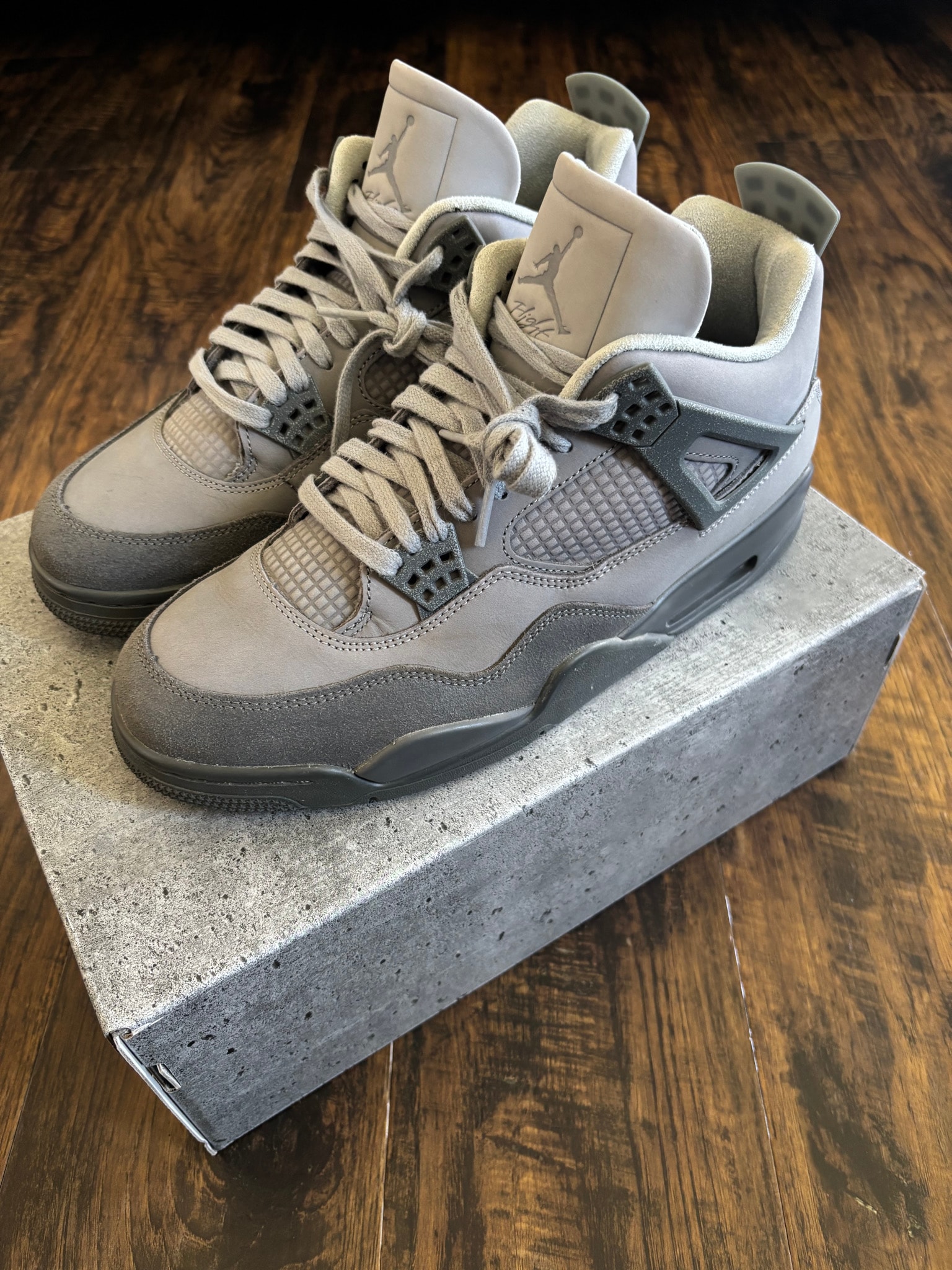 Nike Air Jordan 4 Retro SE "Wet Cement"