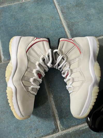 Air jordan 11 sales retro platinum tint