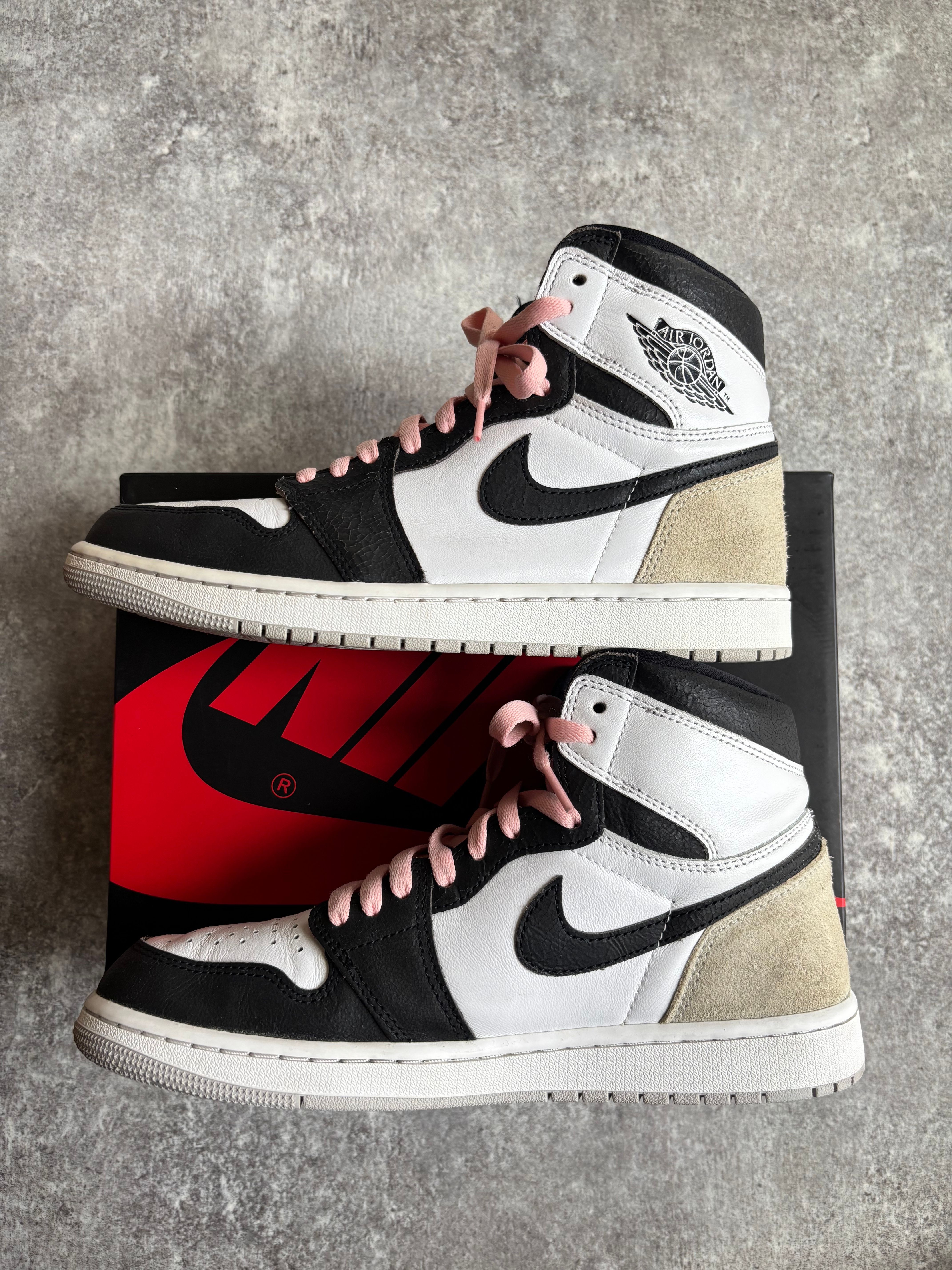 Nike Air Jordan 1 High OG "Bleached Coral"