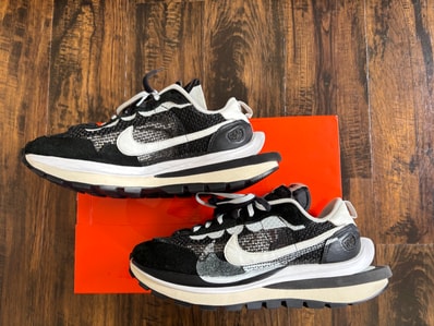 sacai × Nike Vapor Waffle "Black and White"