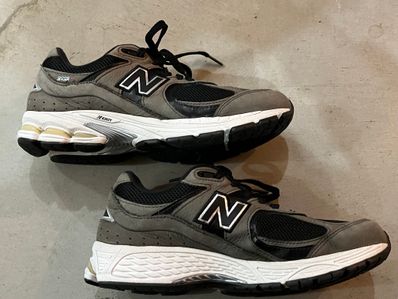 New Balance 2002R "Black/Gray"