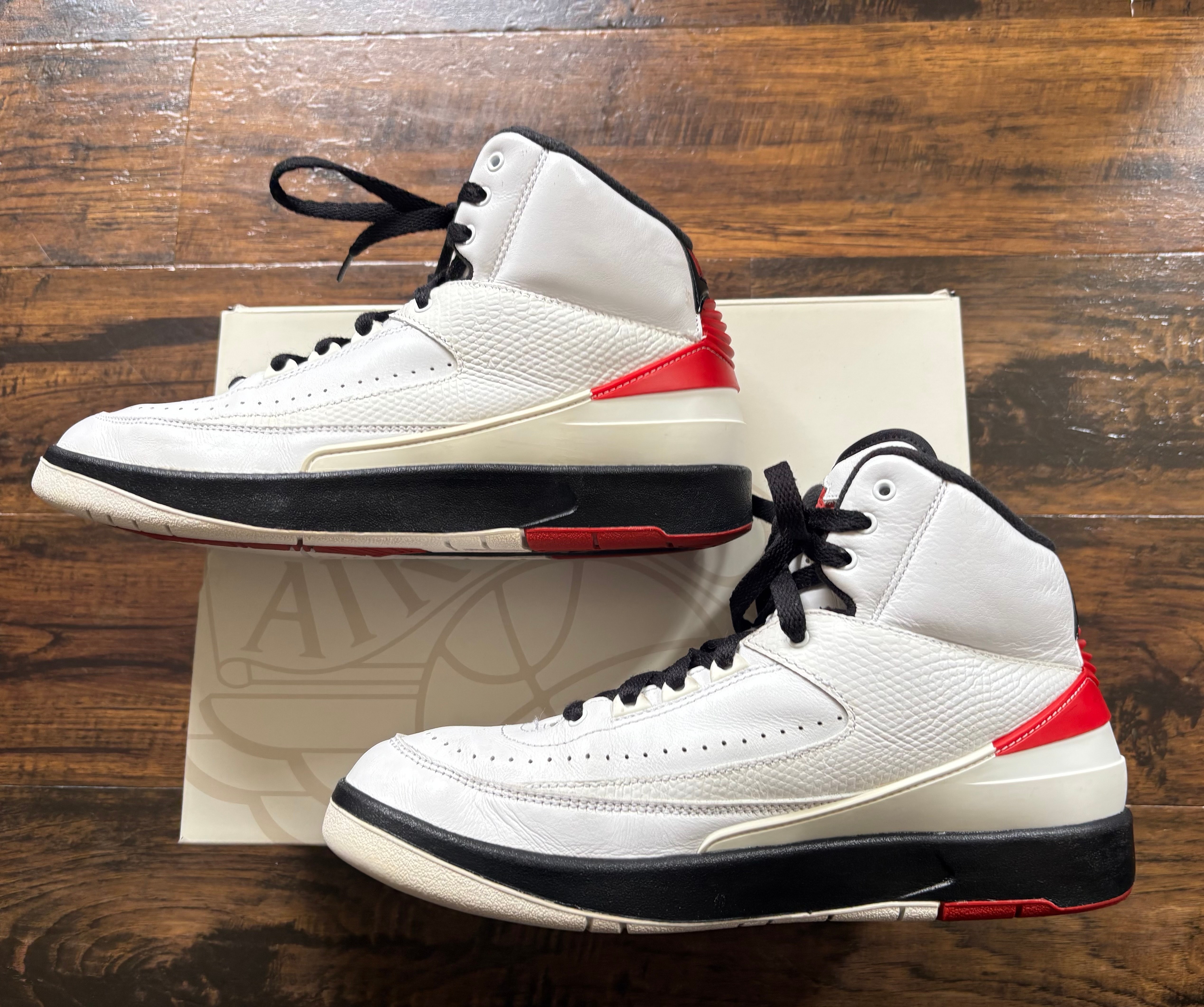 Nike Air Jordan 2 OG "Chicago"(2022)