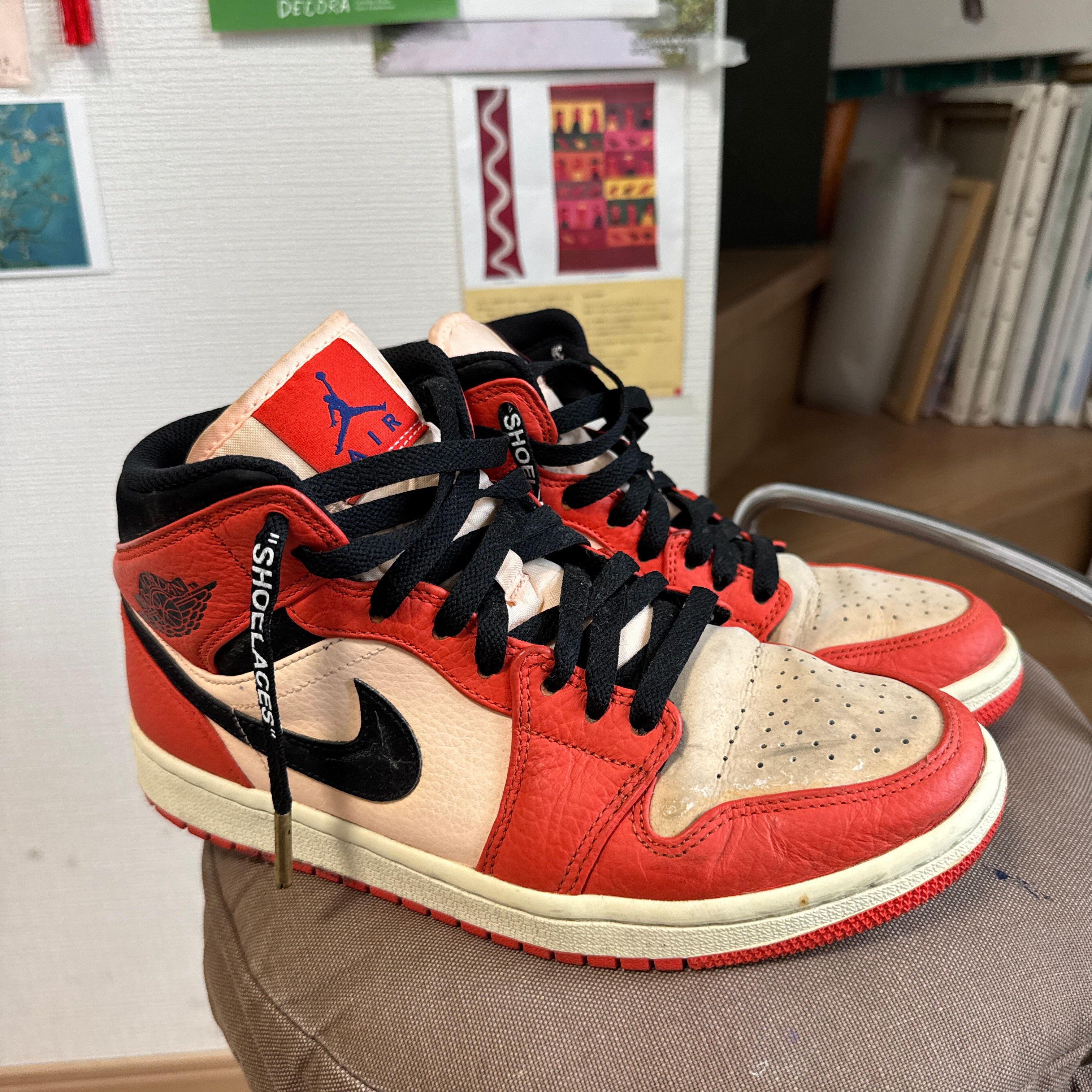 Nike Air Jordan 1 Mid "Team Orange Black"