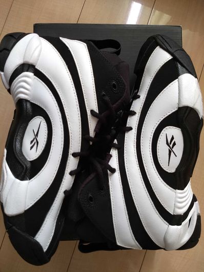 Reebok Classic Shaqnosis "Black/White"