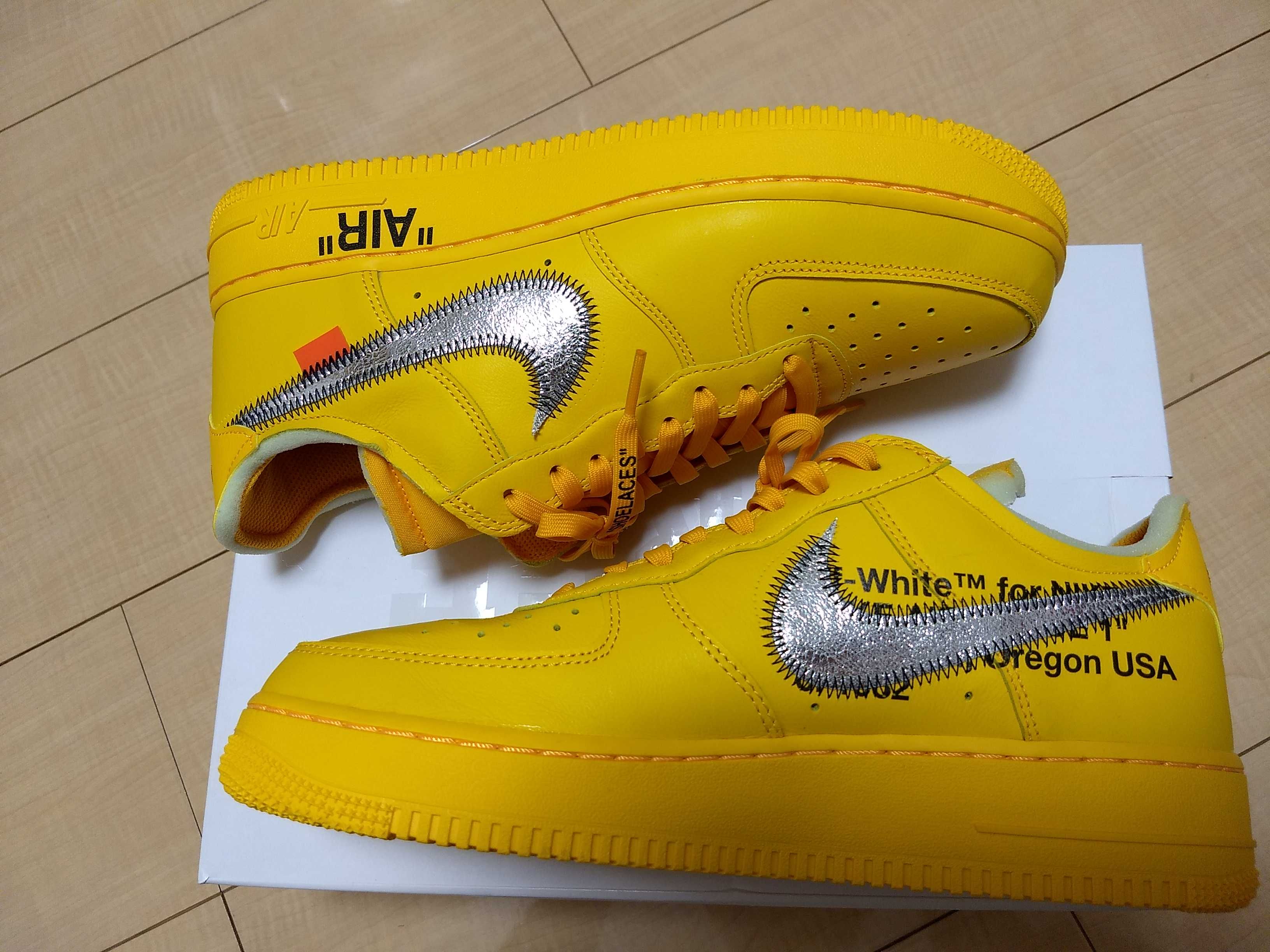 Off-White × Nike Air Force 1 Low "University Gold"