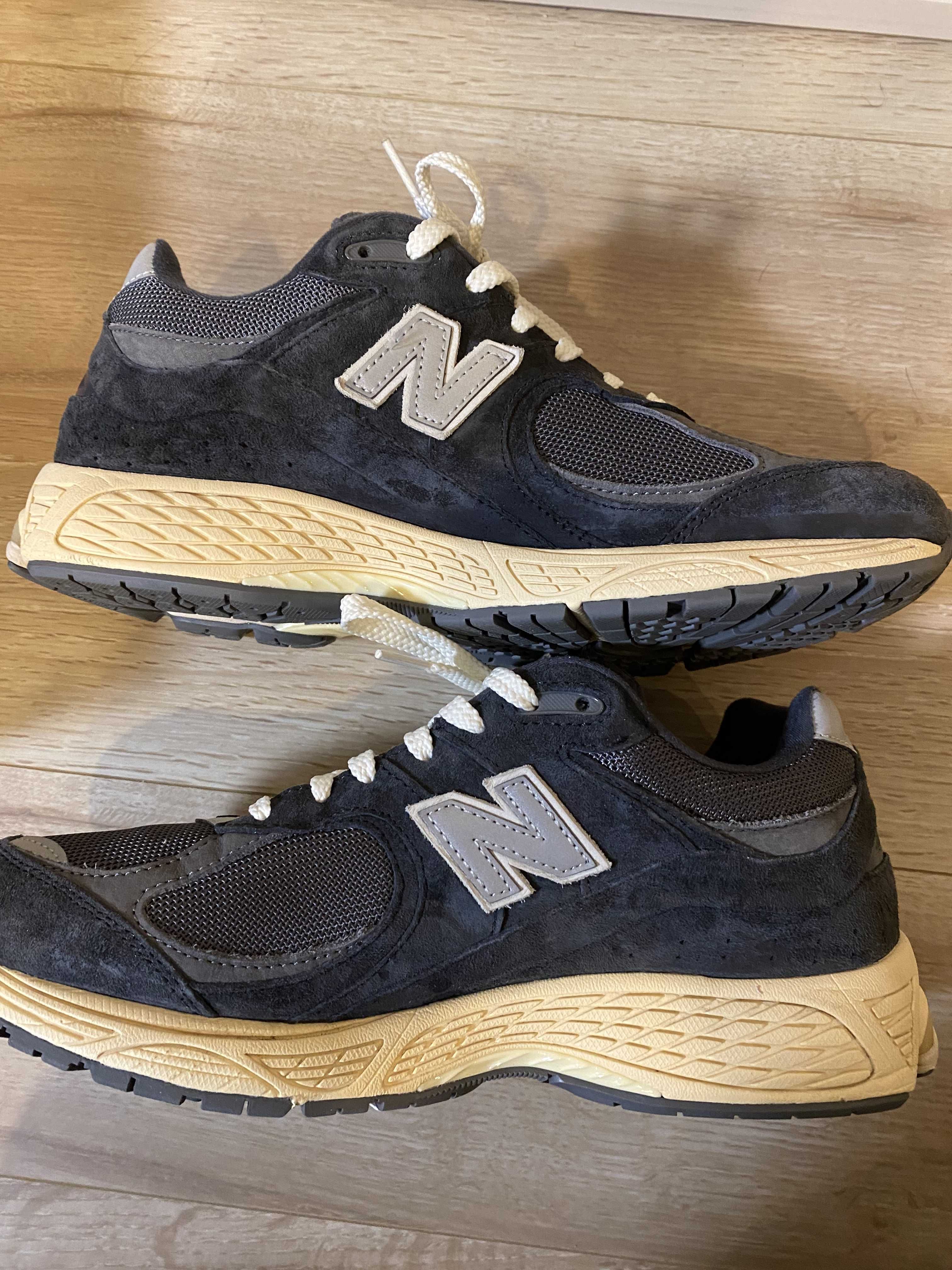 New Balance 2002R "Phantom"