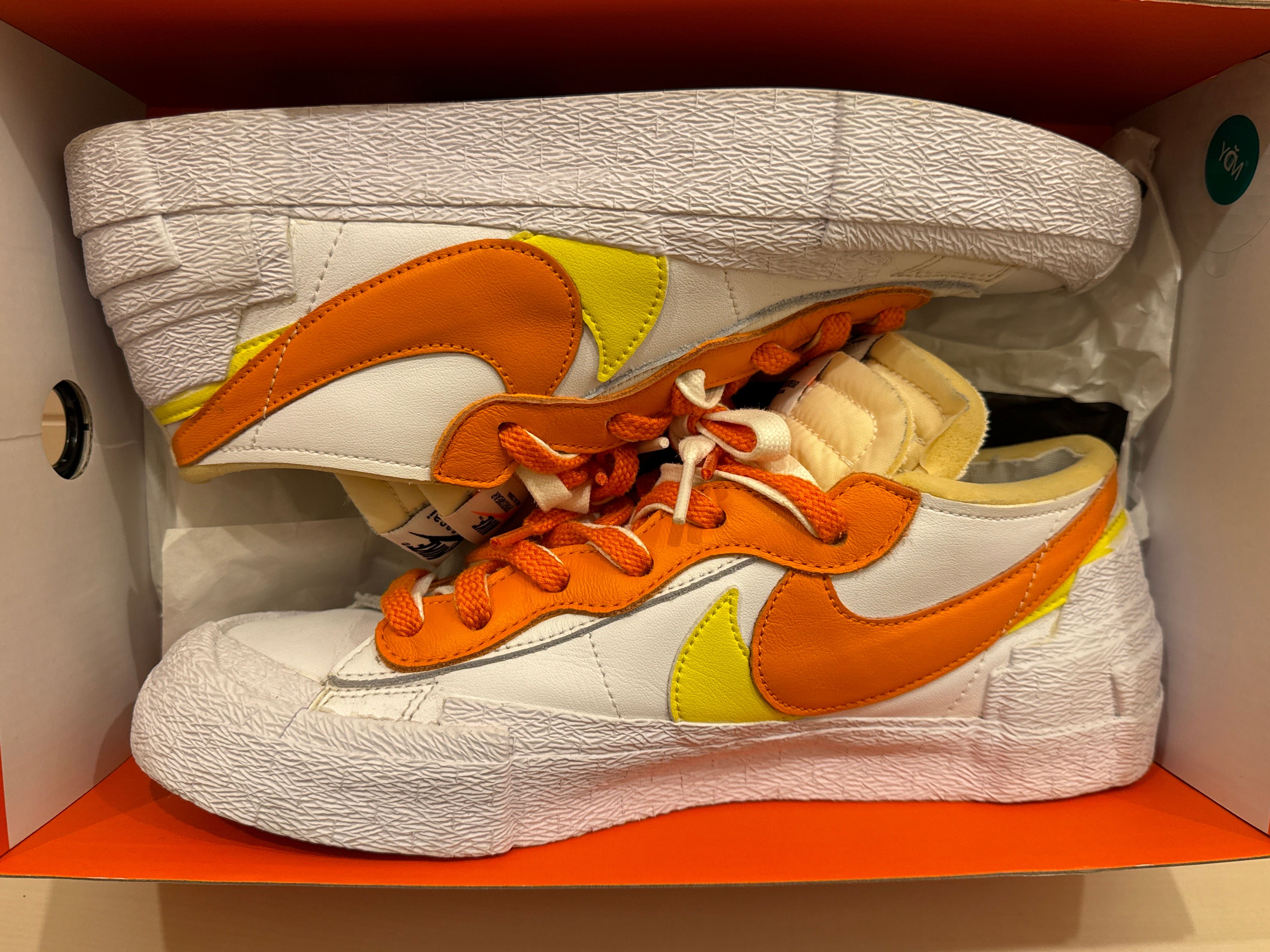 SACAI × NIKE BLAZER LOW "MAGMA ORANGE"