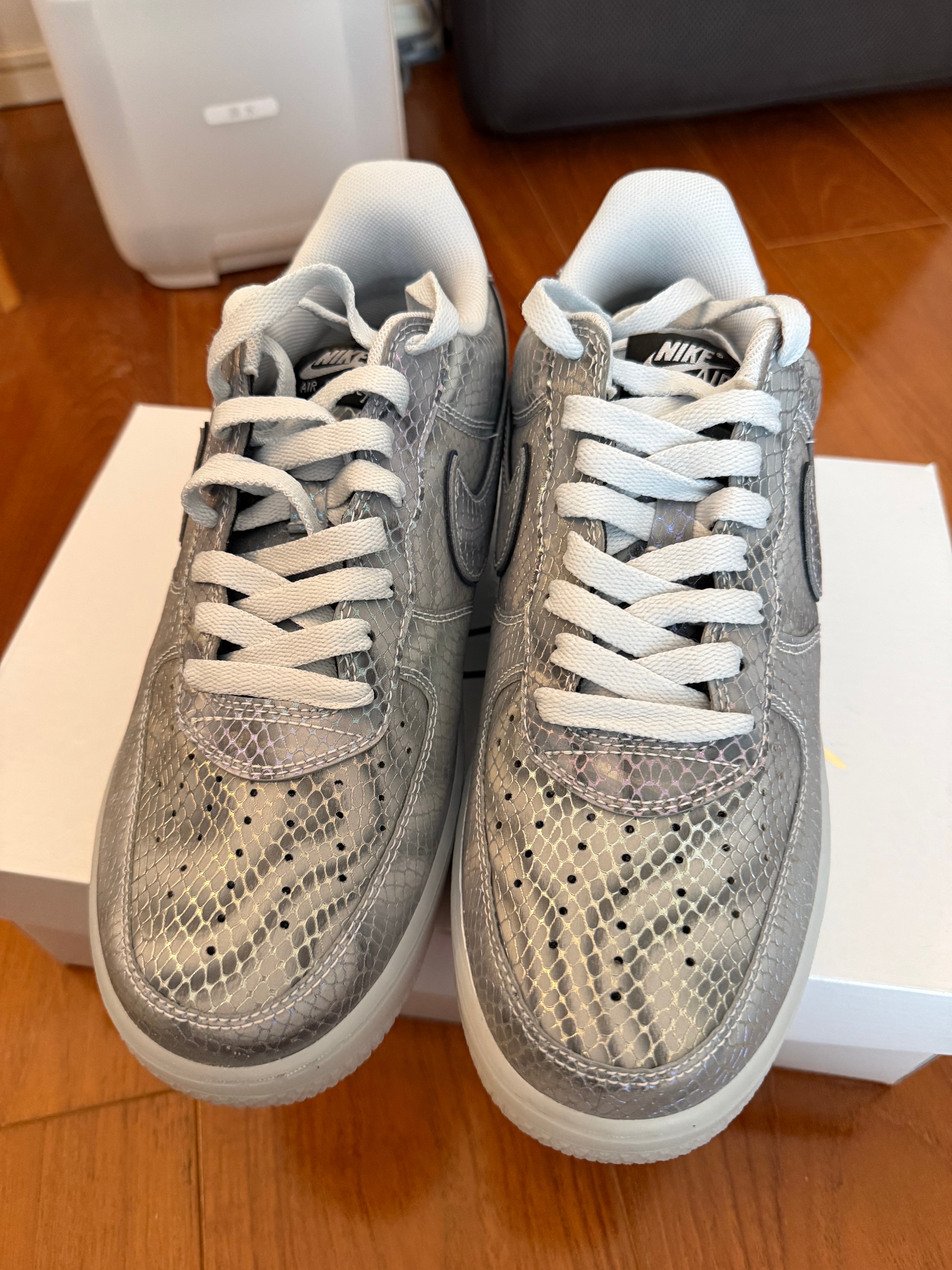 Kobe Bryant × Nike Air Force 1 Low Protro "Lenticular Snake"