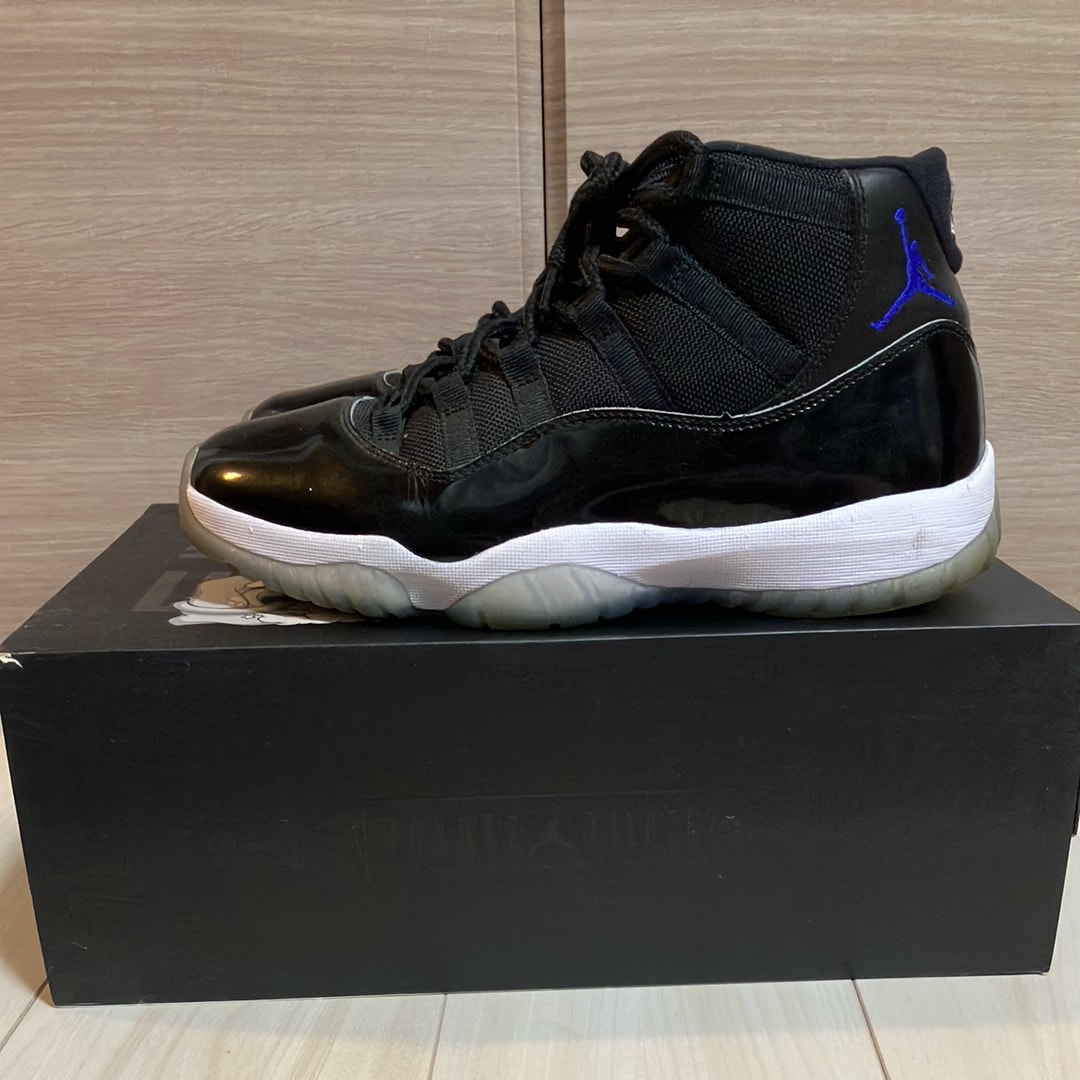 Nike Air Jordan 11 Retro "Space Jam" (2016)