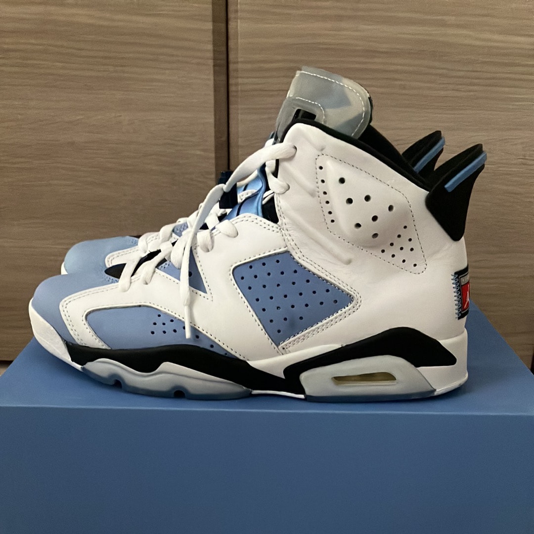 Nike Air Jordan 6 "UNC"