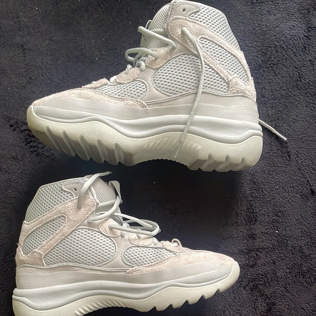 アディダス イージーデザートブーツ "ソルト"