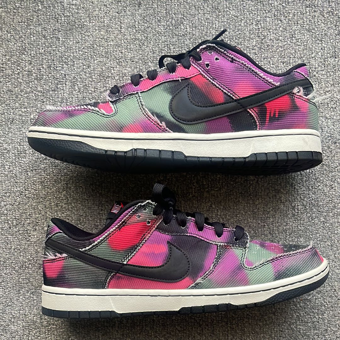 Nike Dunk Low Graffiti "Pink/Black" 
