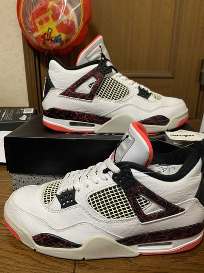 Nike Air Jordan 4 Retro "Flight Nostalgia"