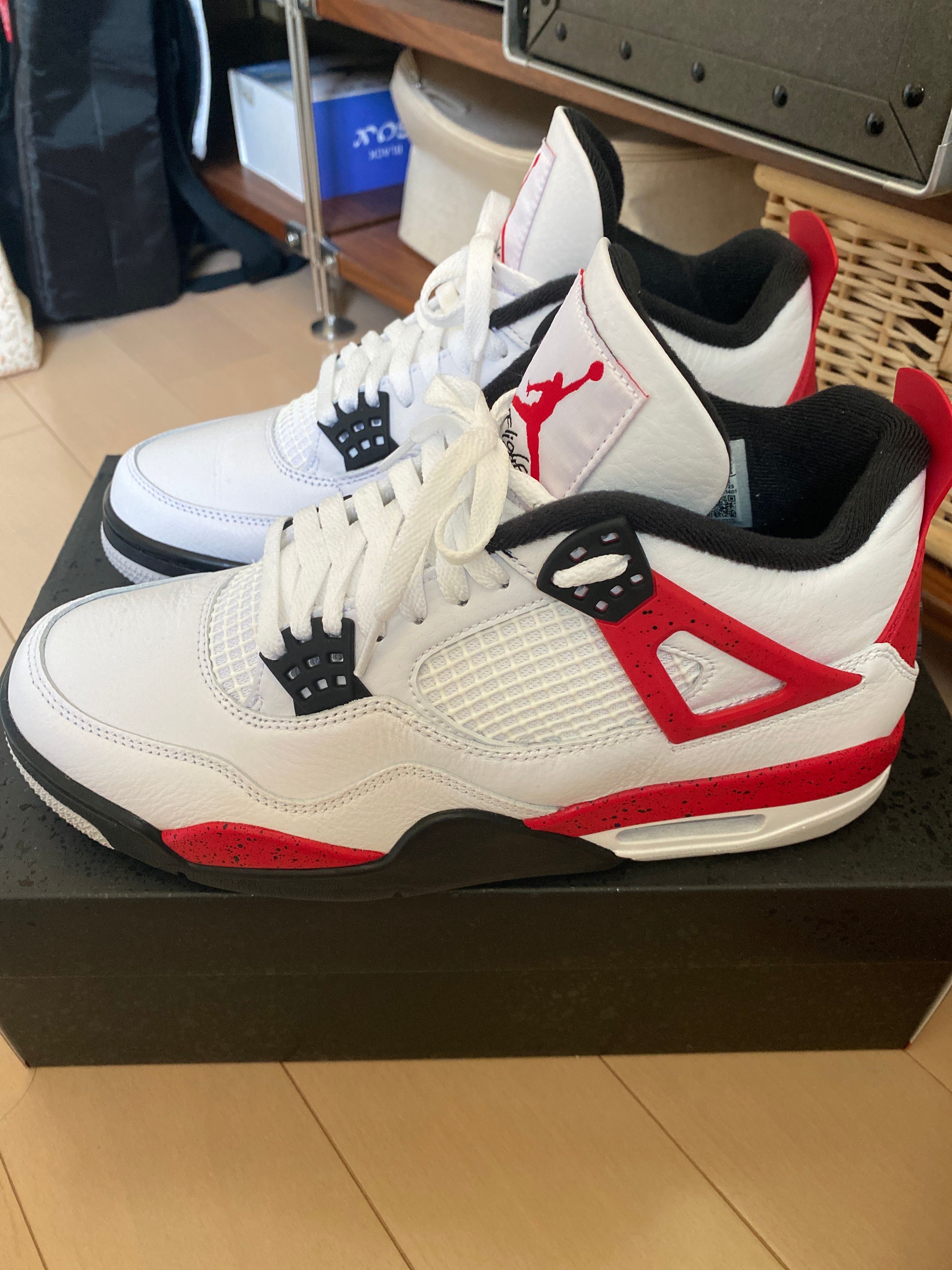 Nike Air Jordan 4 Retro "Red Cement"