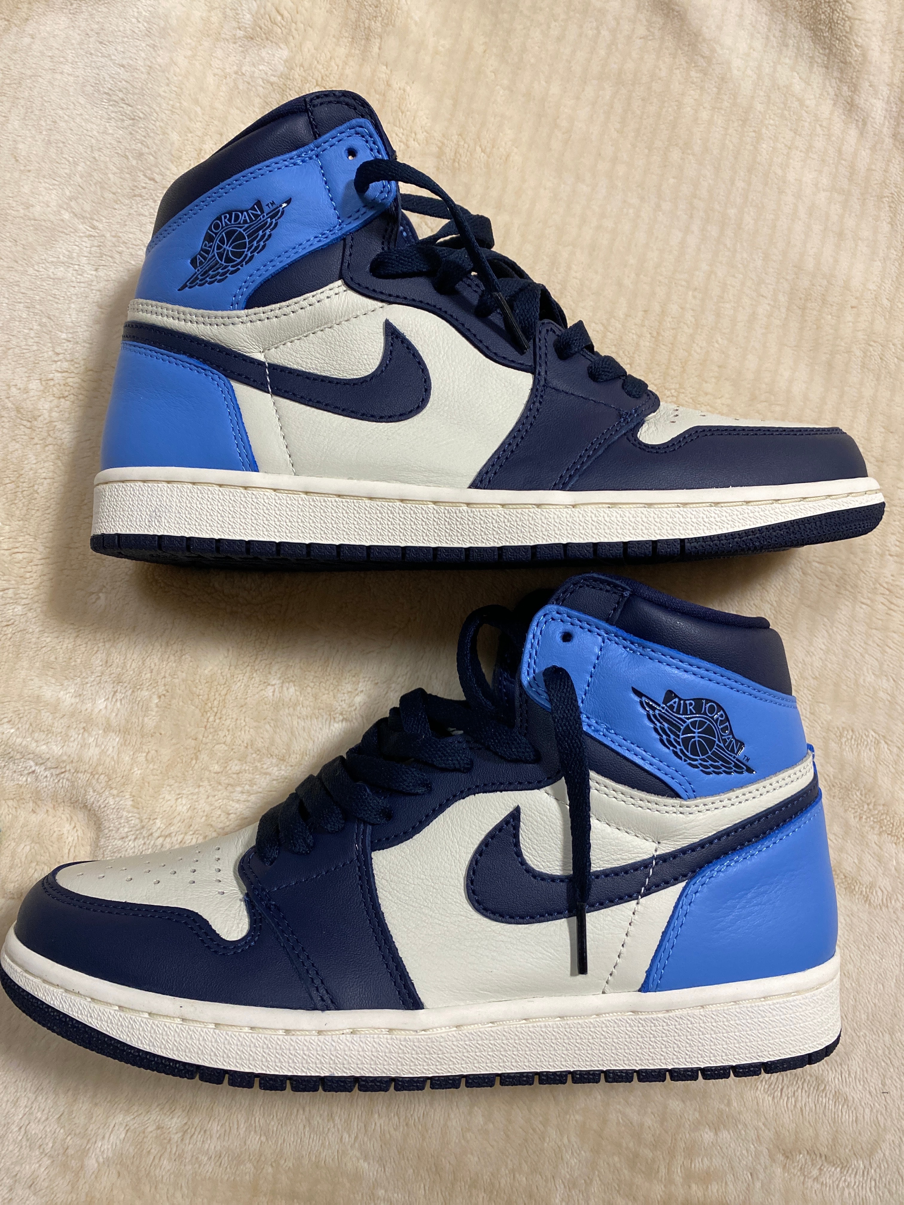 Nike Air Jordan 1 Retro High OG "Obsidian/University Blue"