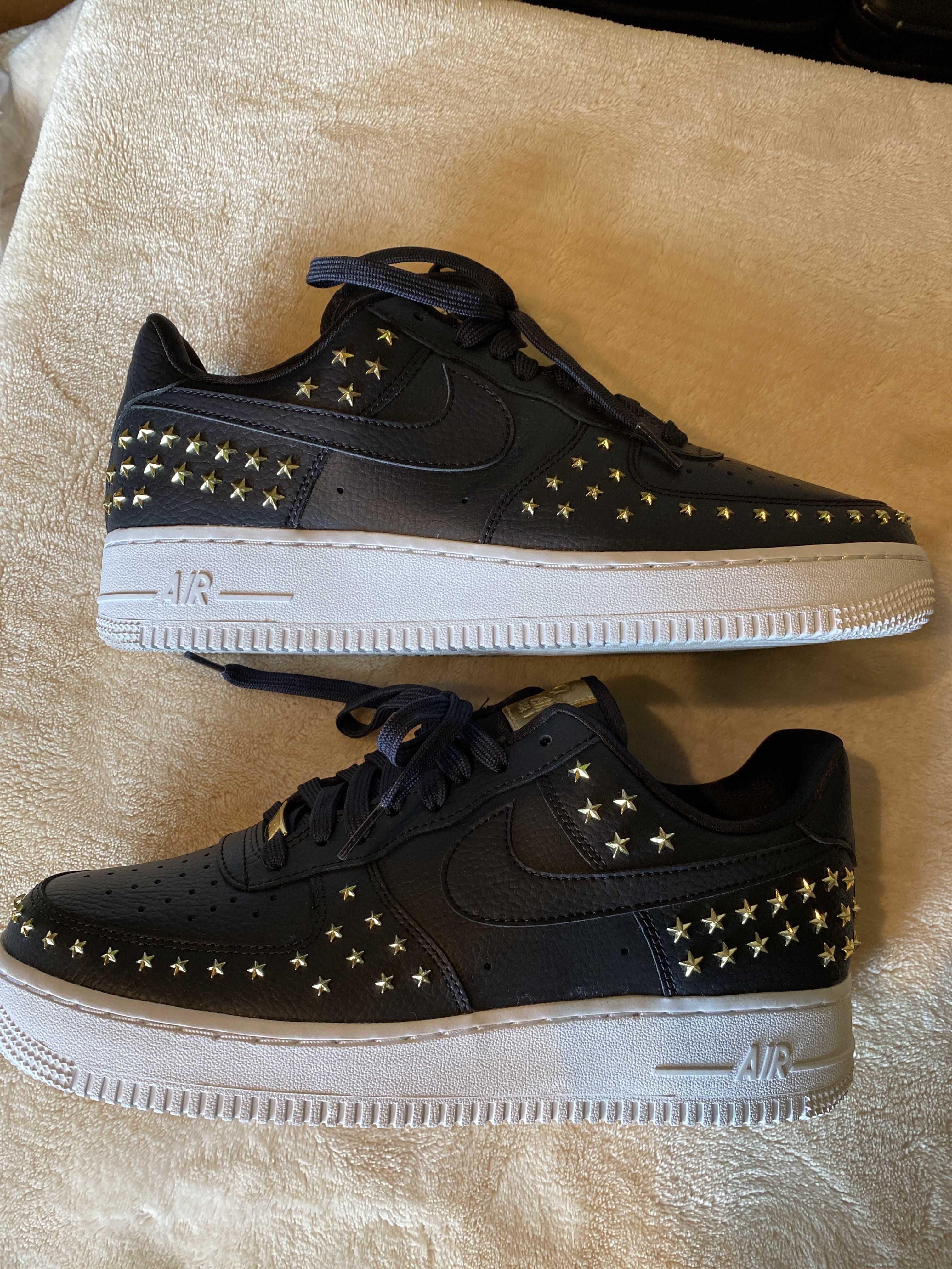 Nike Women's Air Force 1 Low Star Studded "Black"