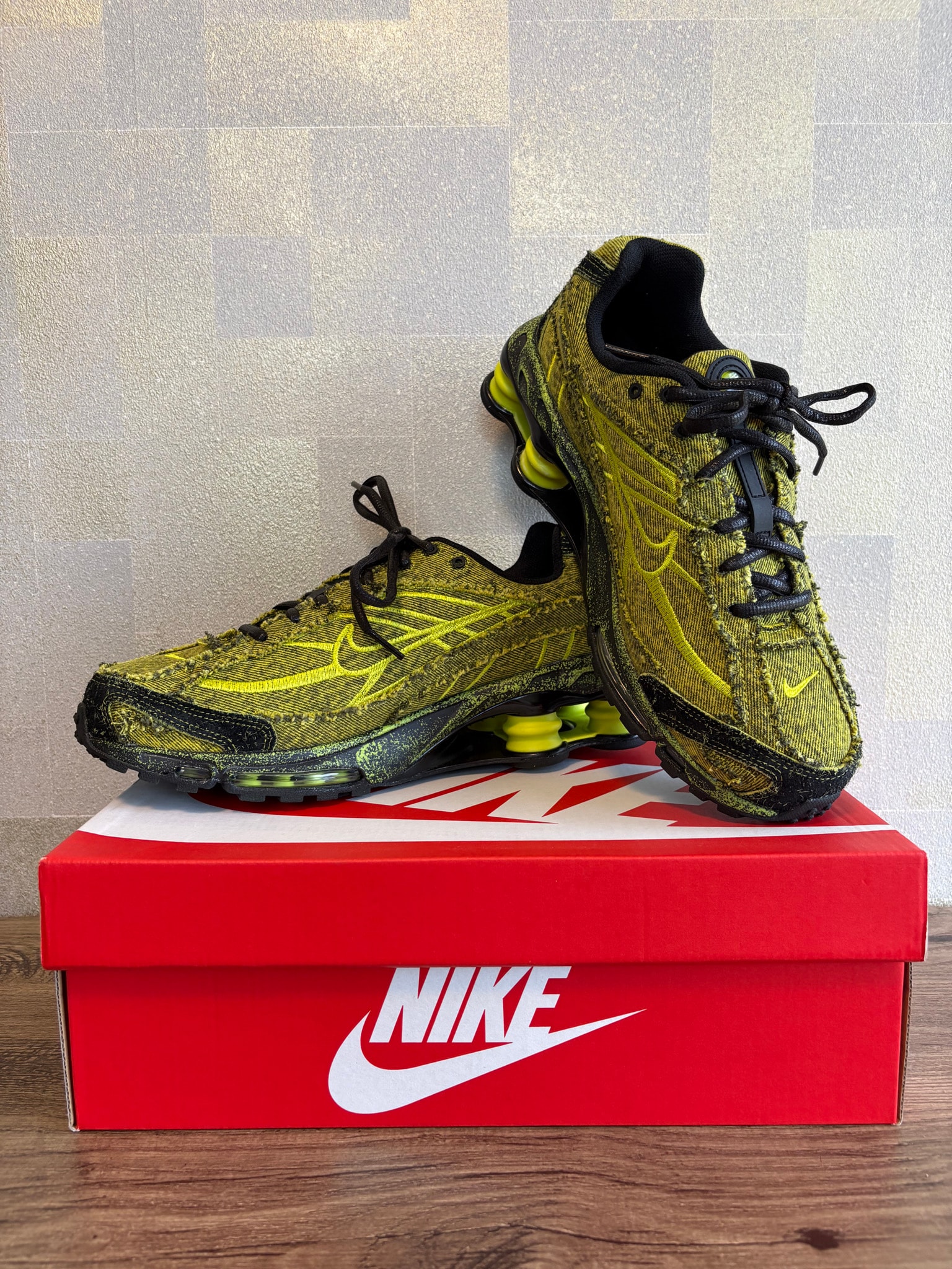 Nike Shox Ride 2 PRM "Bright Cactus/Black"