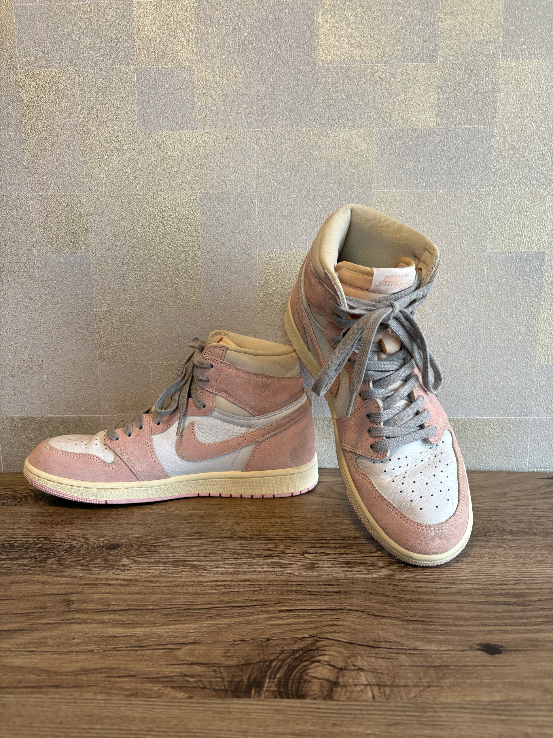 Nike Women's Air Jordan 1 Retro High OG "Washed Pink"