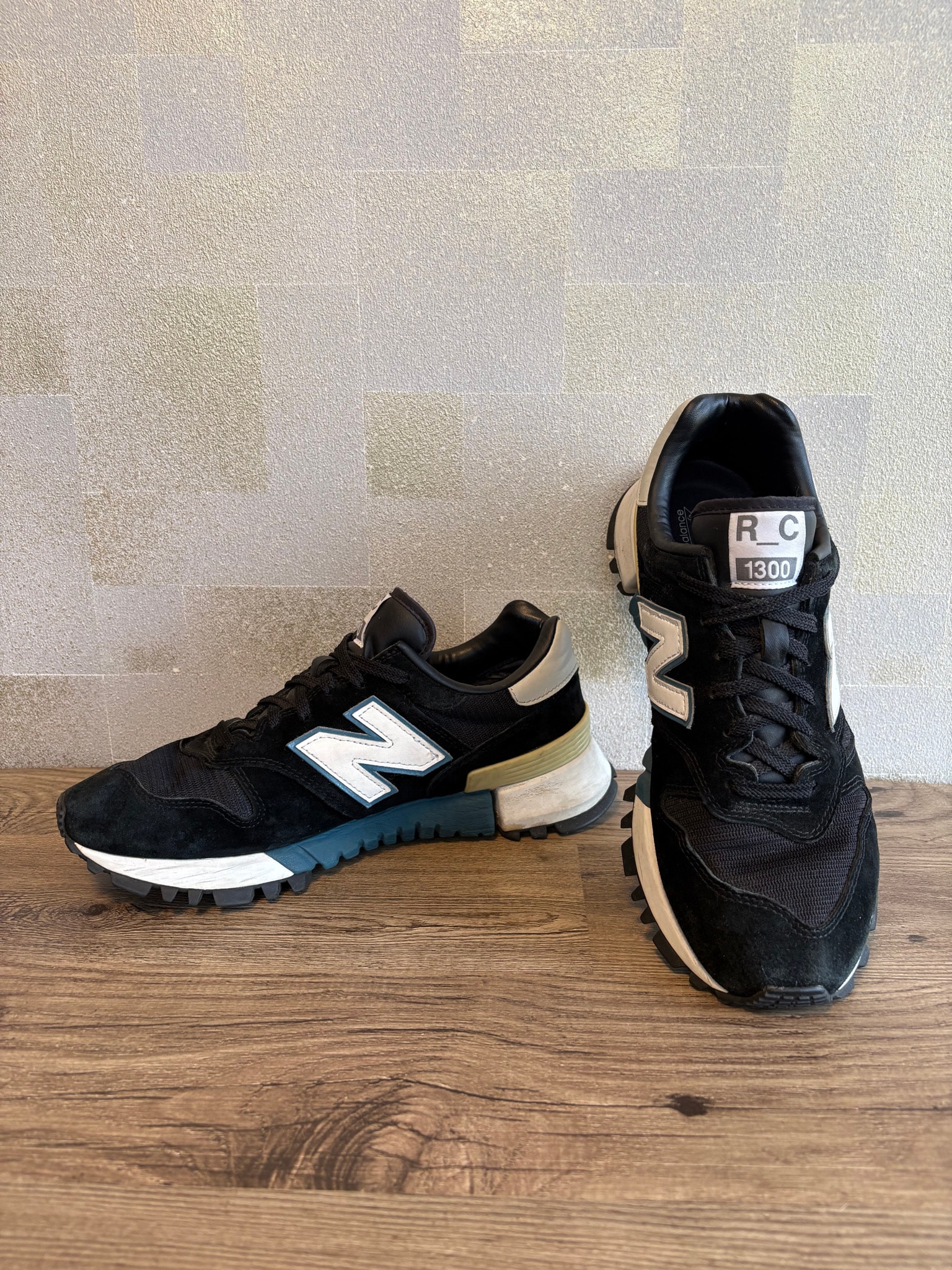 NEW BALANCE MS1300BG "BLACK"