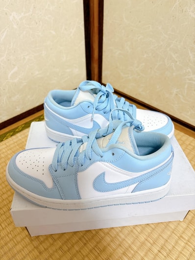 Nike Women's Air Jordan 1 Low "Aluminum"
