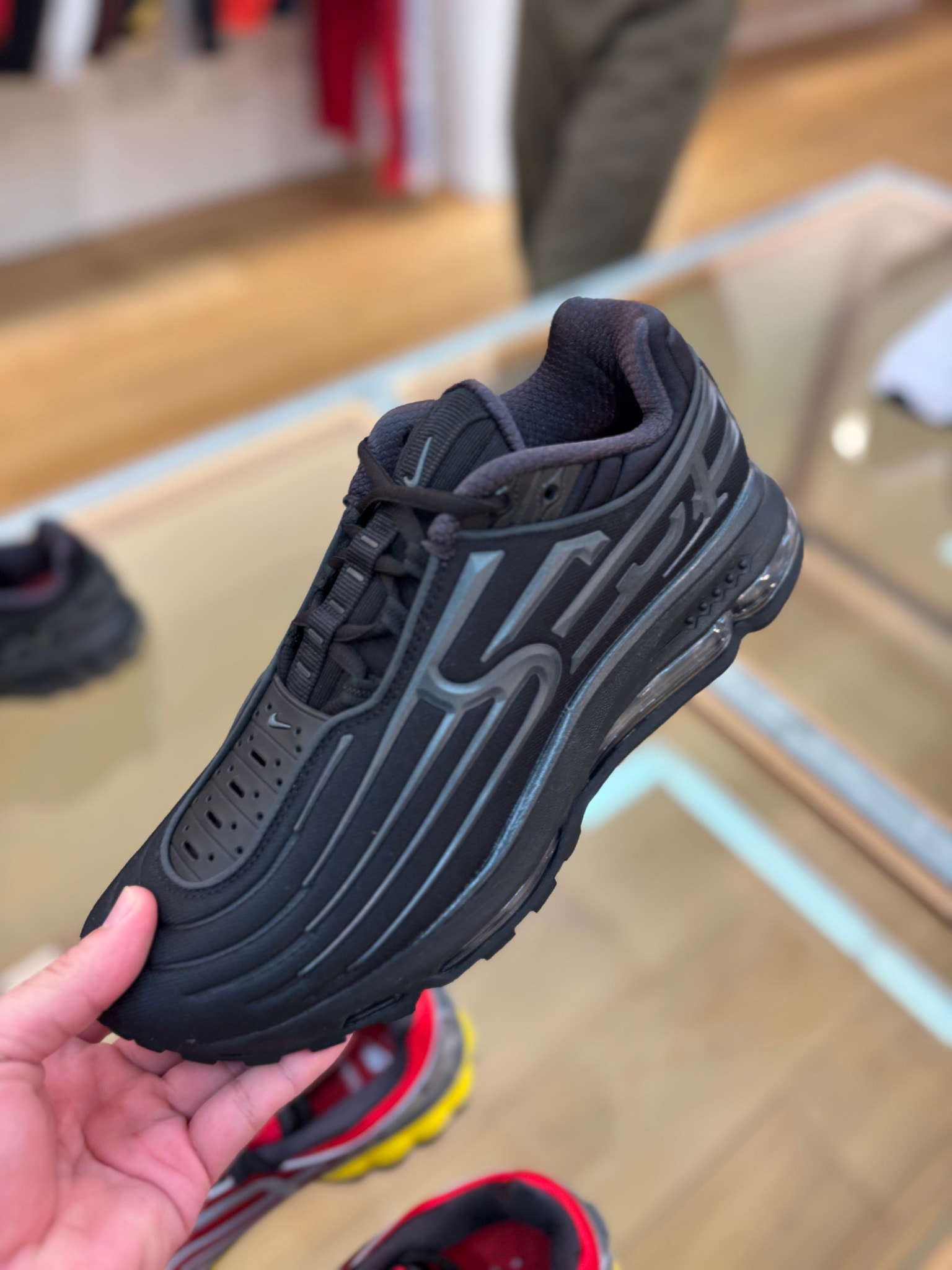 Supreme × Nike Air Max 2001 Air Ecstasy "Black" (26FW Week2)