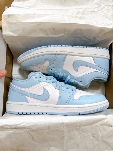 Nike Women's Air Jordan 1 Low "Aluminum"