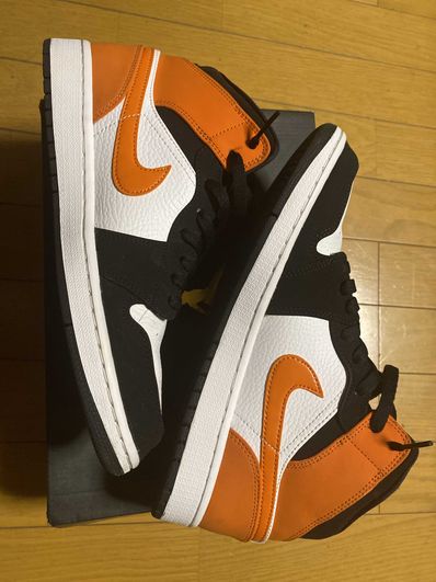 NIKE AIR JORDAN 1 MID "SHATTERED BACKBOARD"