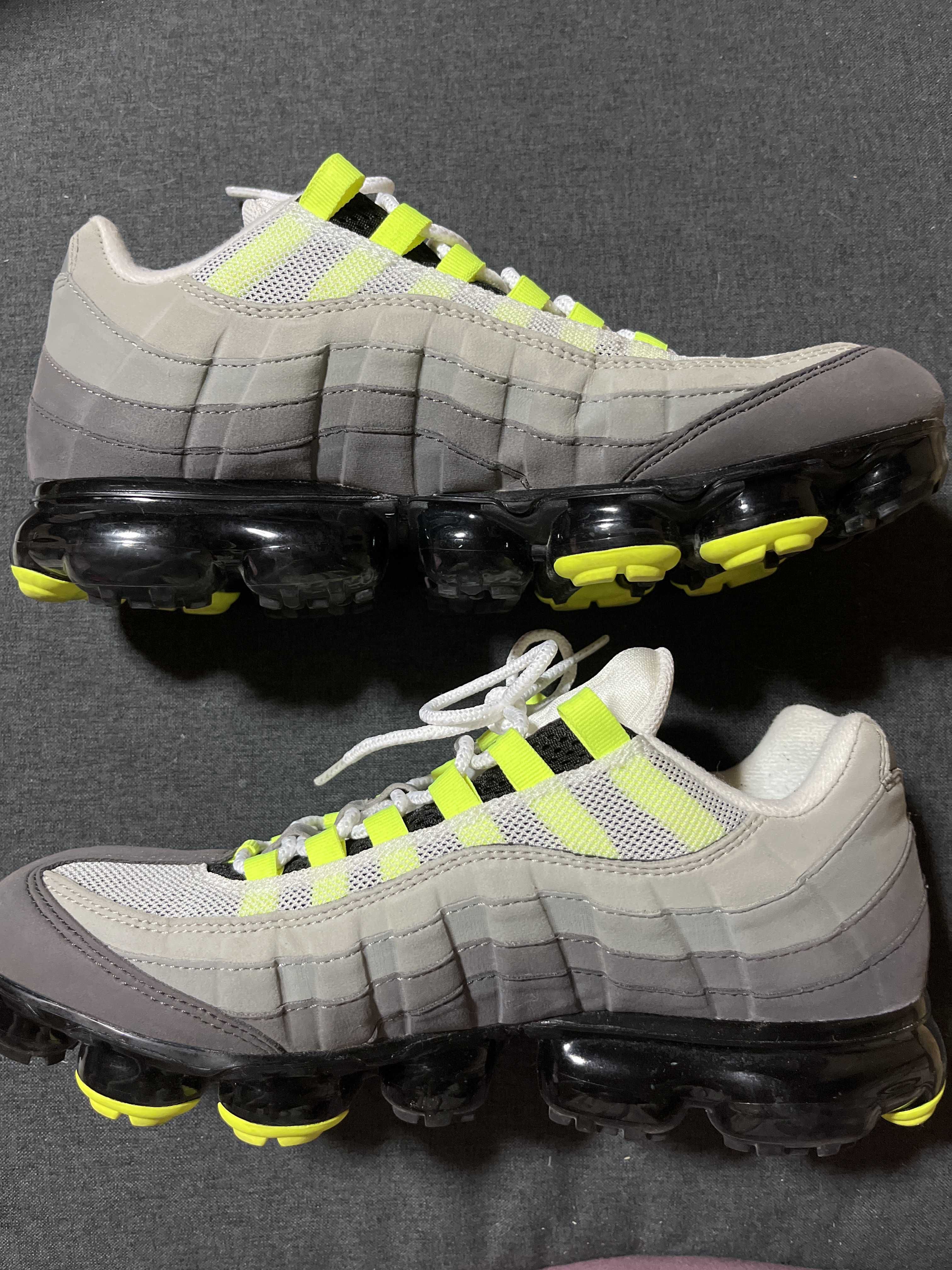 Nike Air Vapormax 95 "Neon"