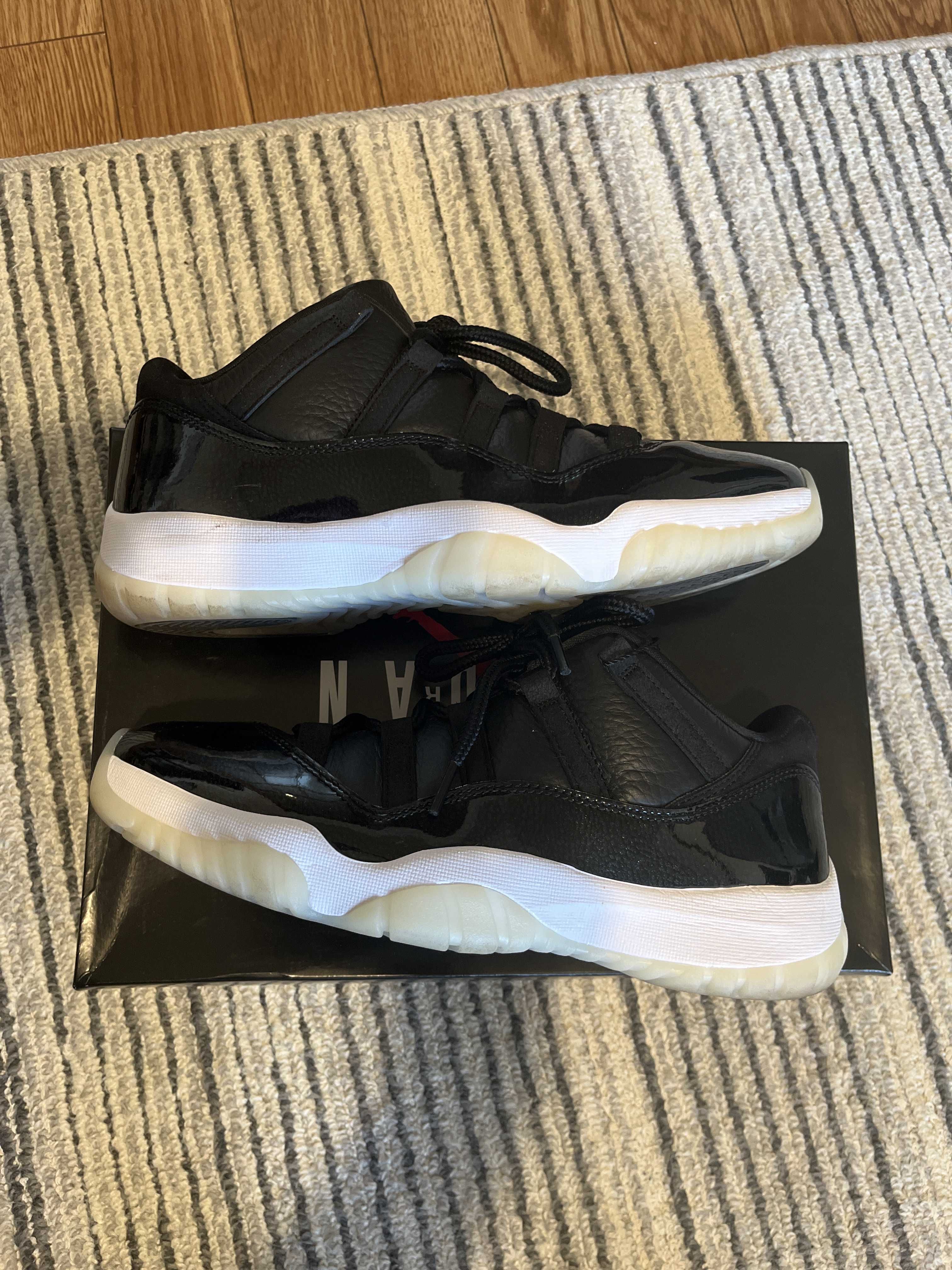 Nike Air Jordan 11 Low "72-10" 