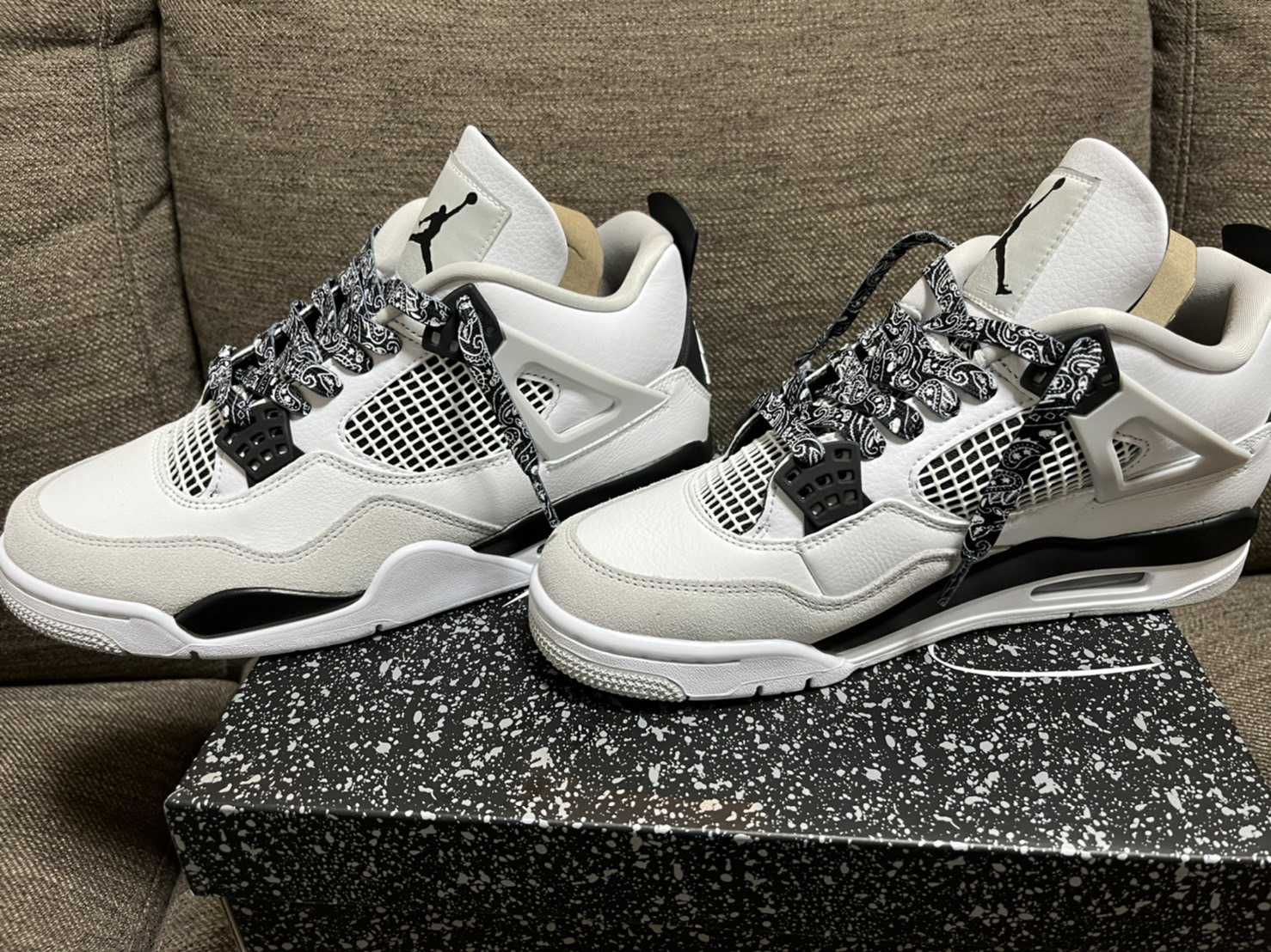 Nike Air Jordan 4 "Military Black"