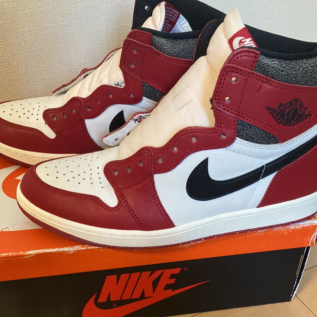 Nike Air Jordan 1 High OG "Lost & Found/Chicago"