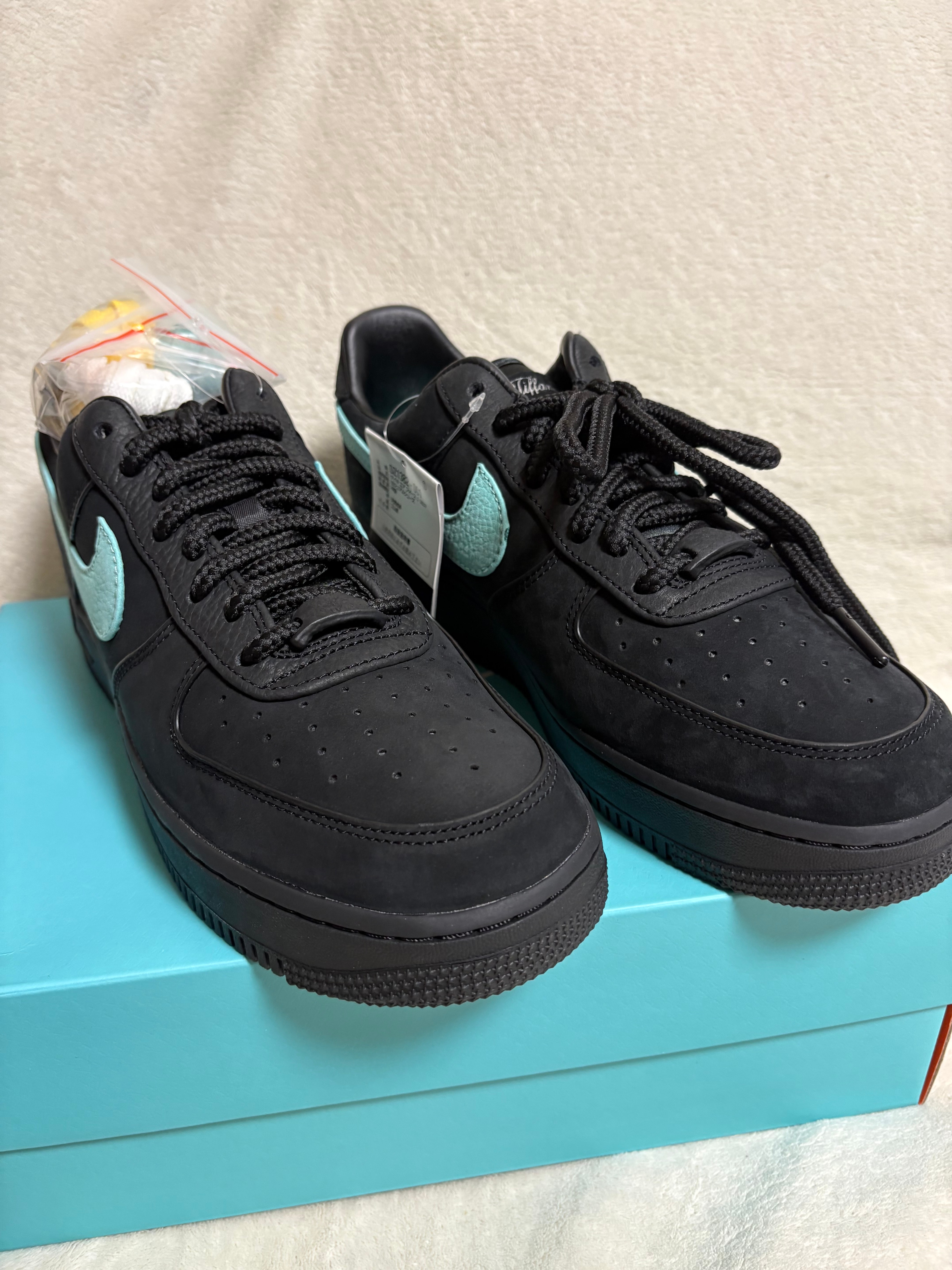 Tiffany & Co. × Nike Air Force 1 Low "1837"
