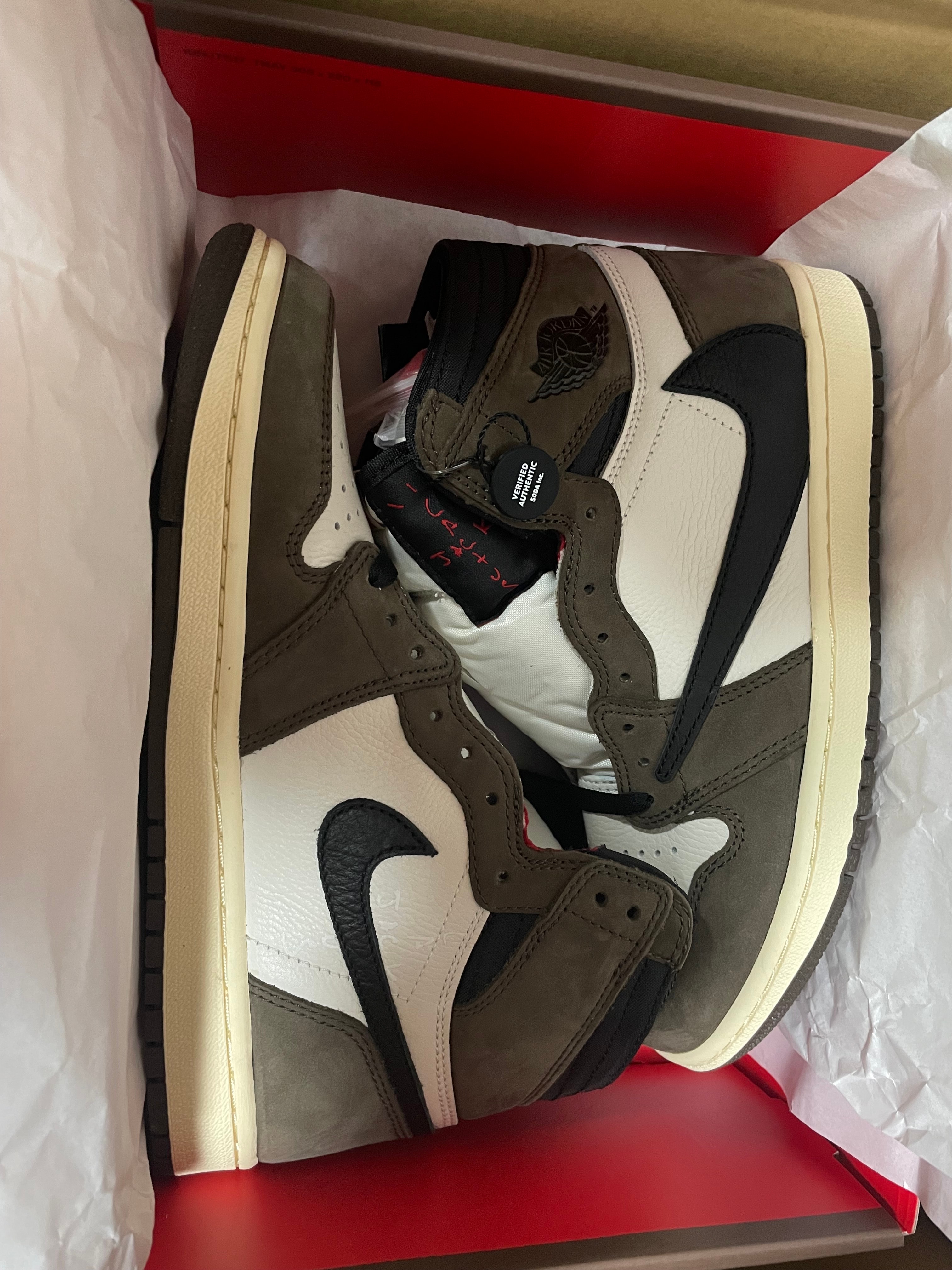Travis Scott × Nike Air Jordan 1 Retro High OG TS SP "Sail/Dark Mocha"