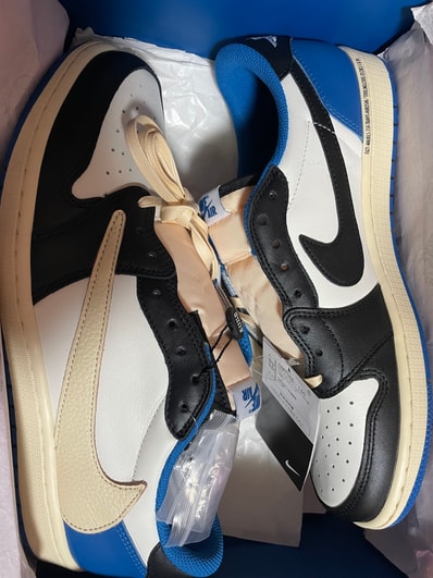 Travis Scott × fragment design × Nike Air Jordan 1 Low OG SP "Military Blue"