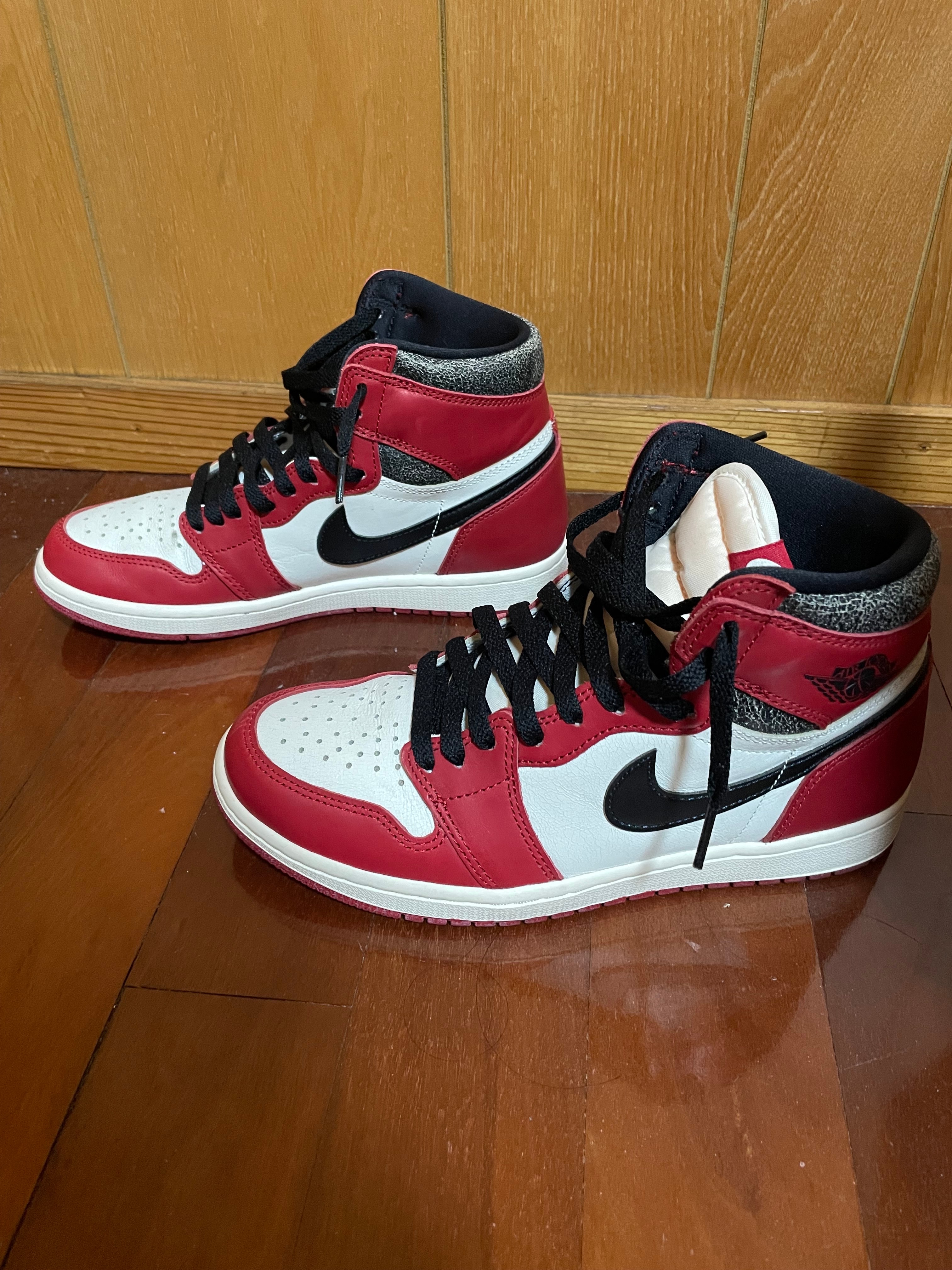 Nike Air Jordan 1 High OG "Lost & Found/Chicago"