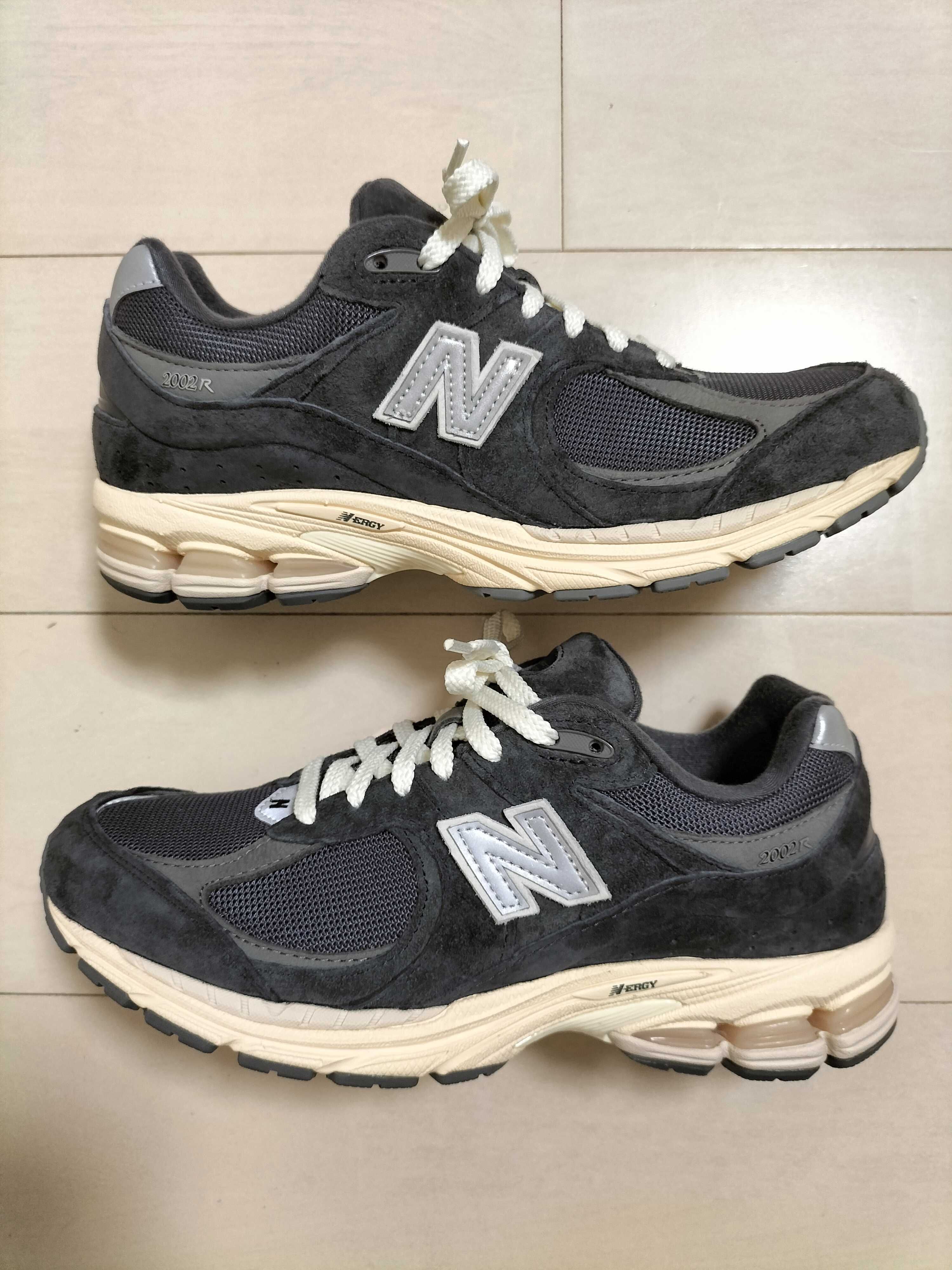 New Balance 2002R "Phantom"