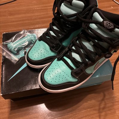 Diamond Supply × Nike SB Dunk High "Tiffany"