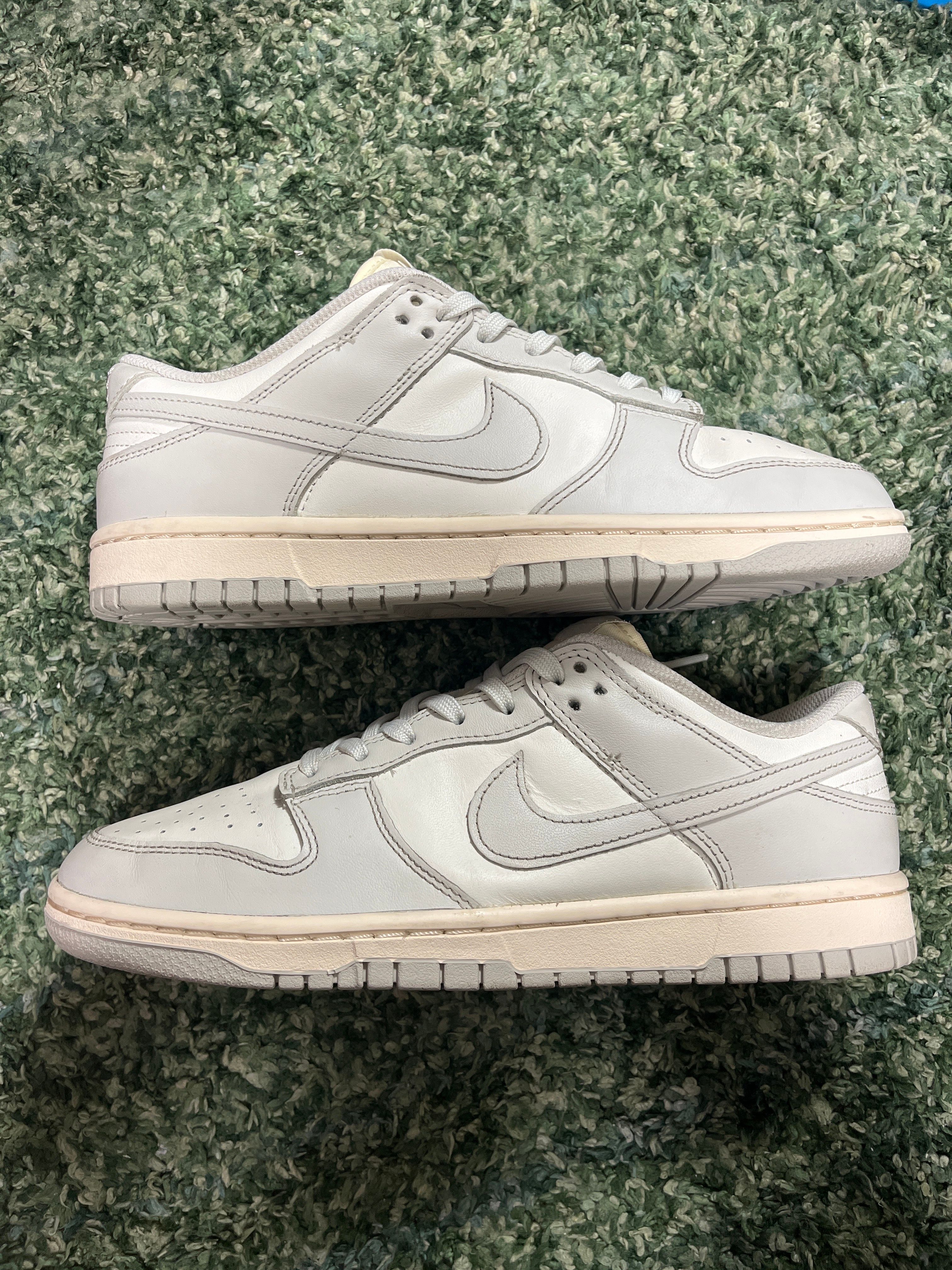 Nike Women's Dunk Low "Light Bone"