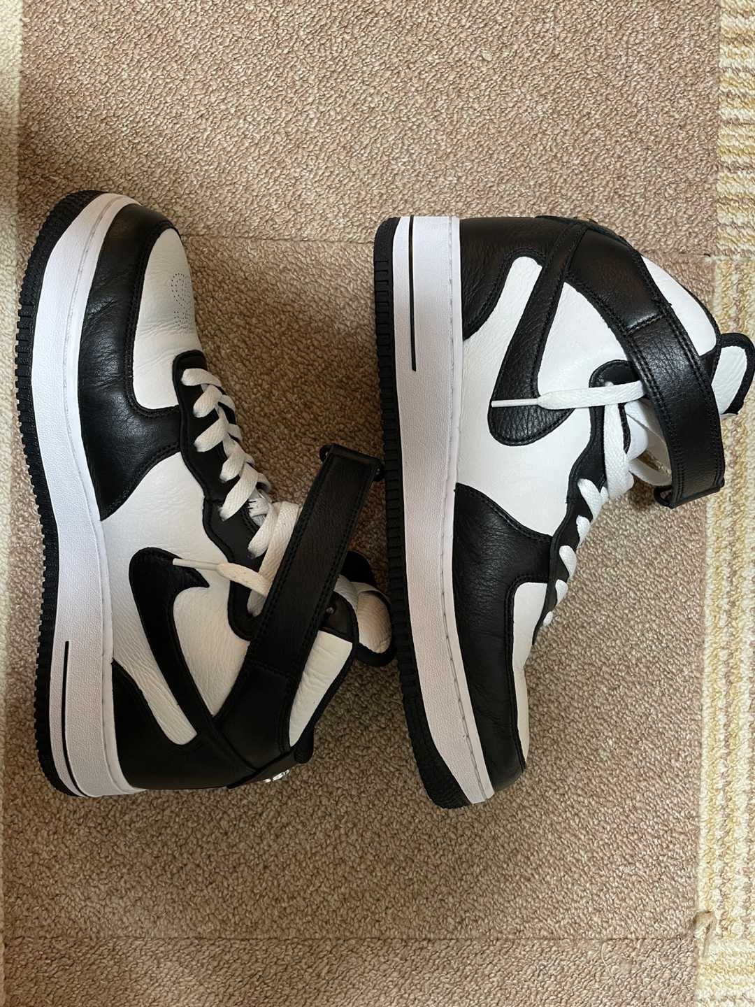 Stussy × Nike Air Force 1 Mid "Black and Light Bone"