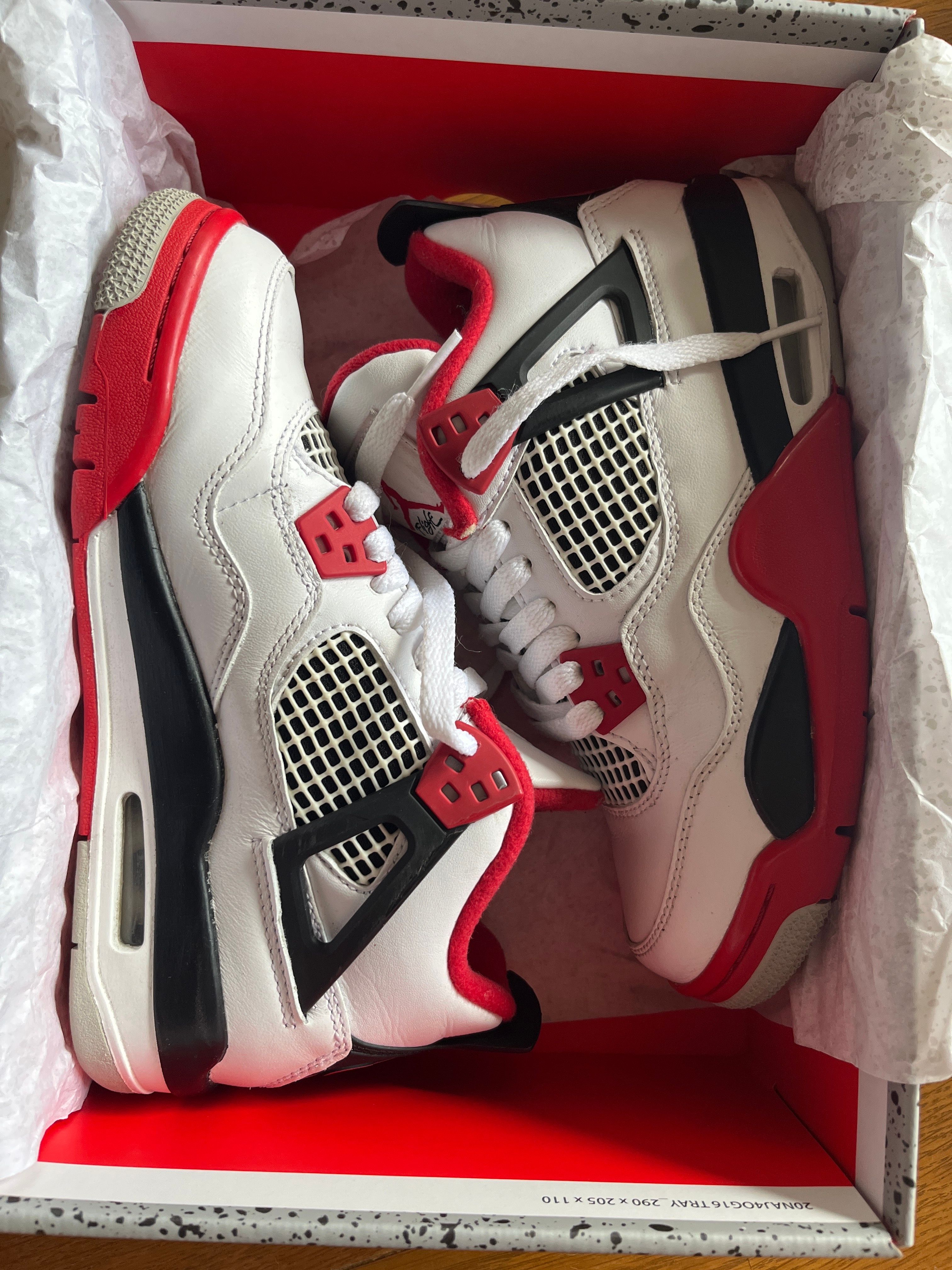 Nike GS Air Jordan 4 OG "Fire Red"