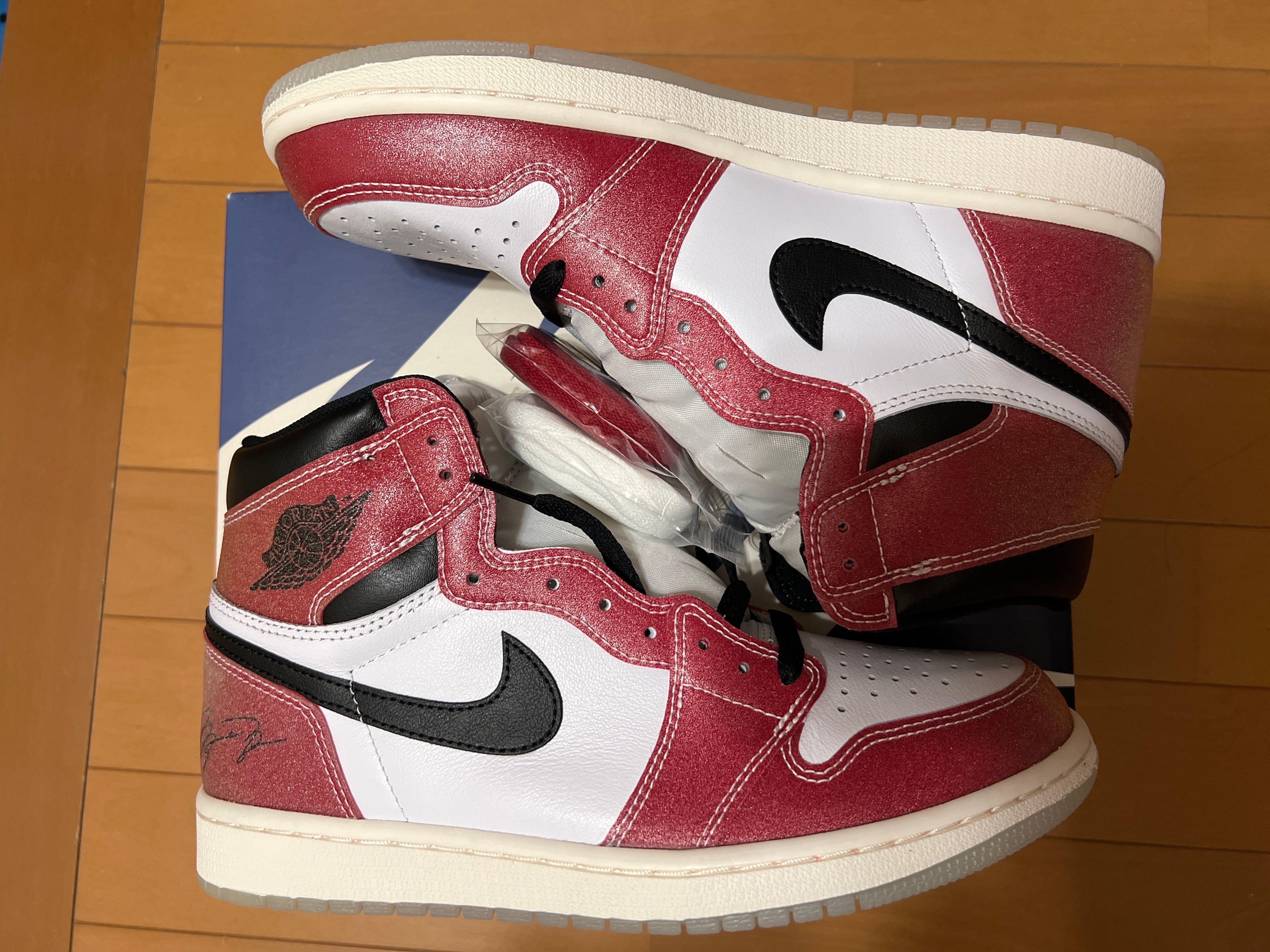 Trophy Room × Nike Air Jordan 1 High OG "Chicago"