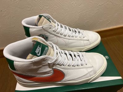 STRANGER THINGS × NIKE